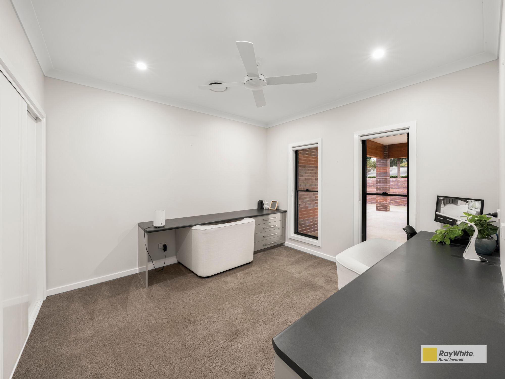 11 Wolbah Close — photo 16 of 30