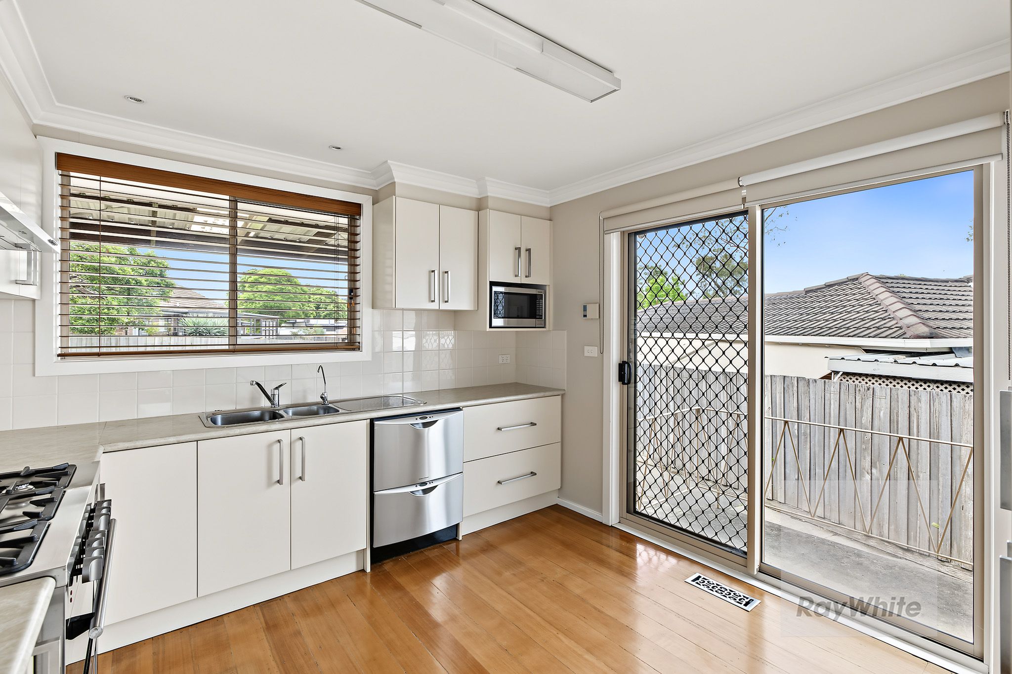 18 Belair Court — photo 8 of 15