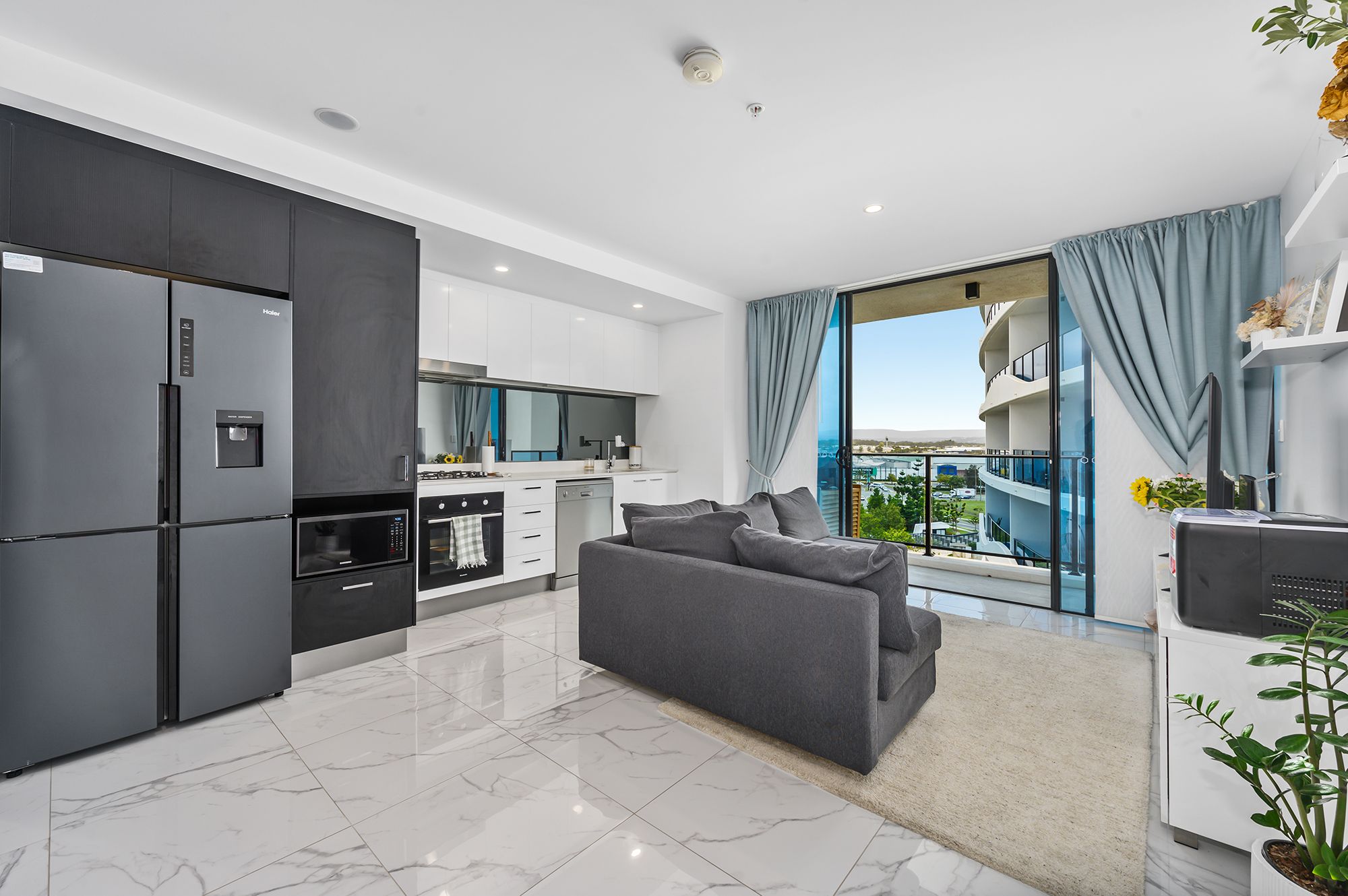 4612/5 Harbour Side Court, Biggera Waters, QLD 4216