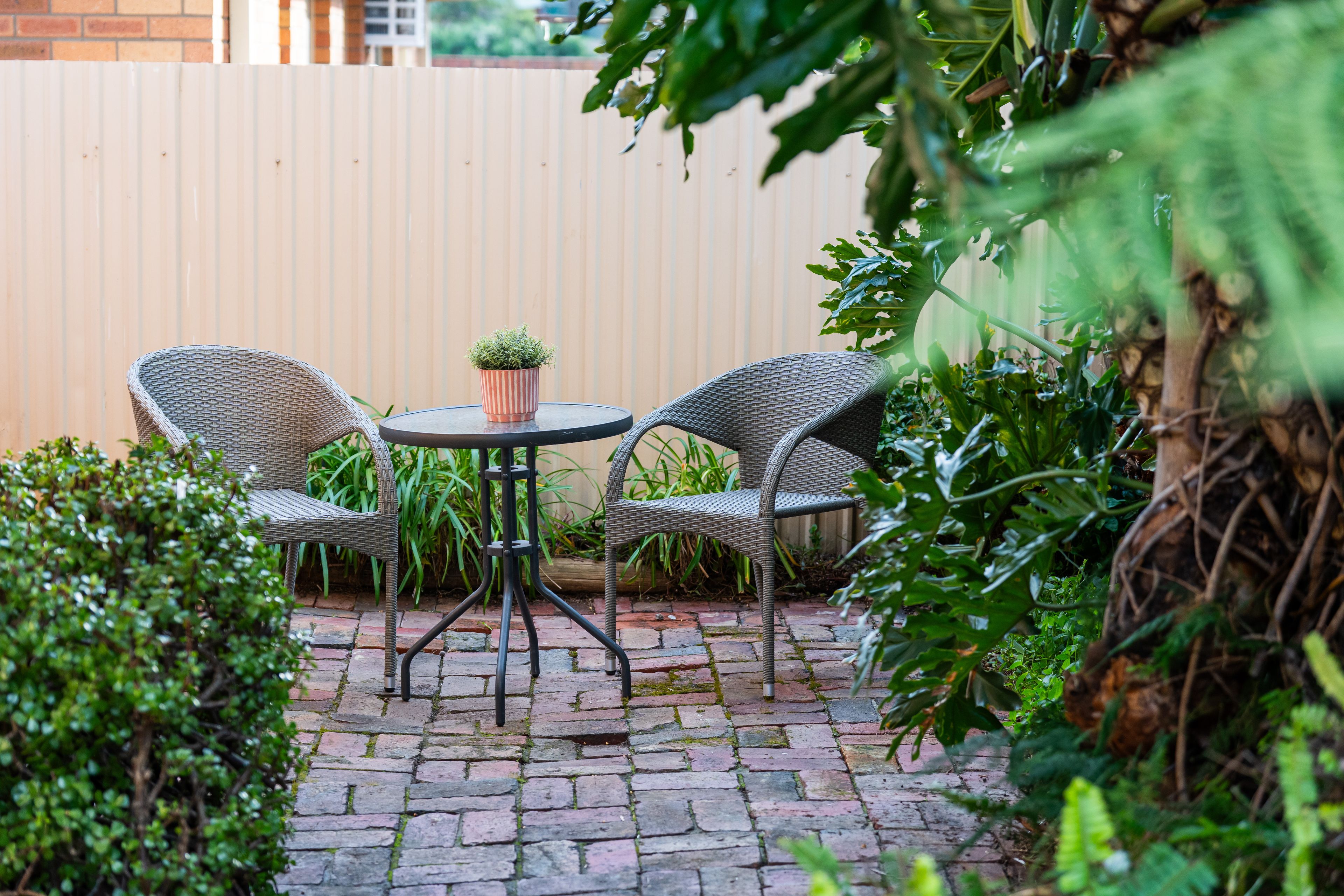 2/356 Eden Street, Lavington, NSW 2641
