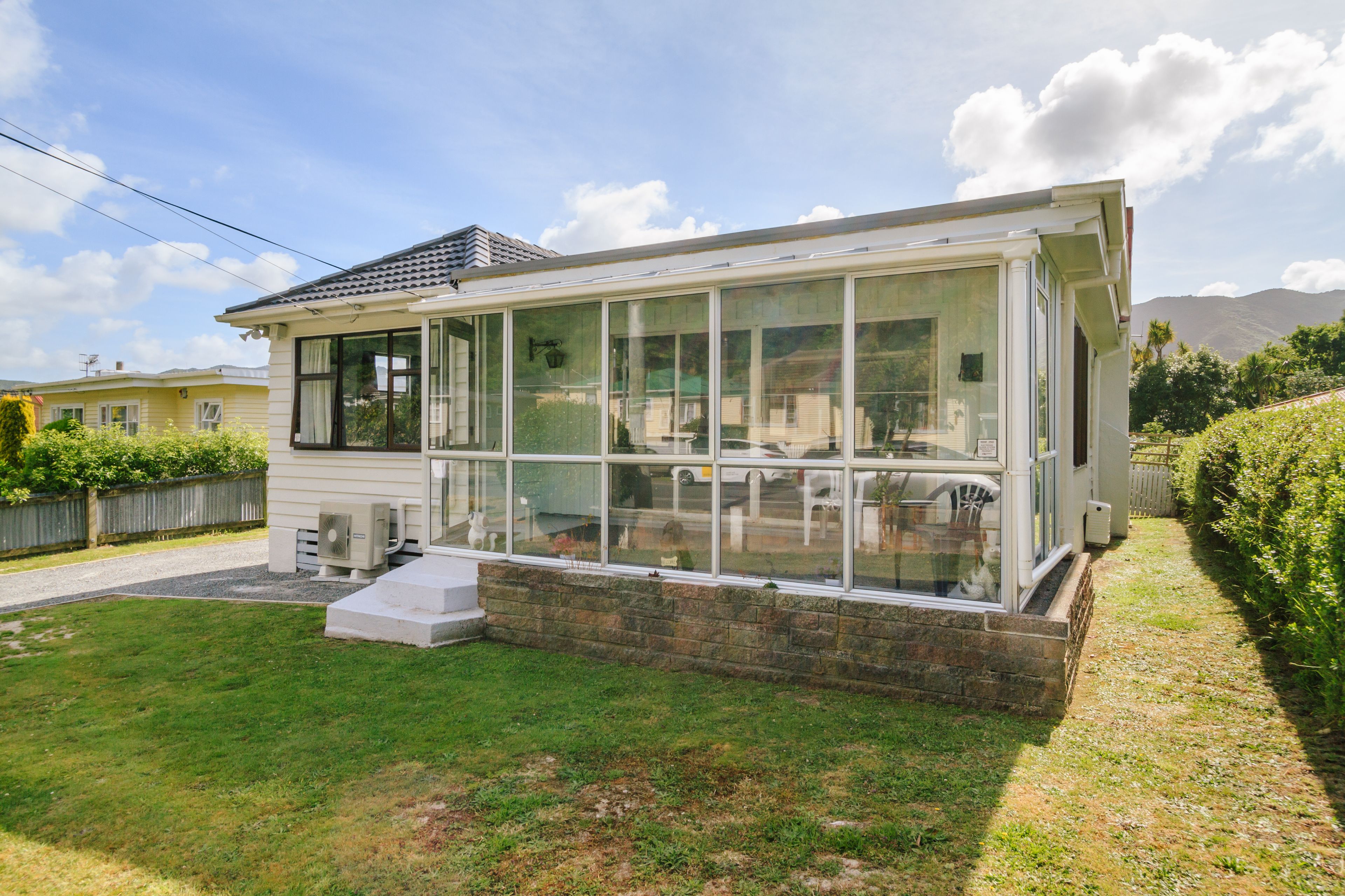 122 Wellington Road, Wainuiomata, Lower Hutt City