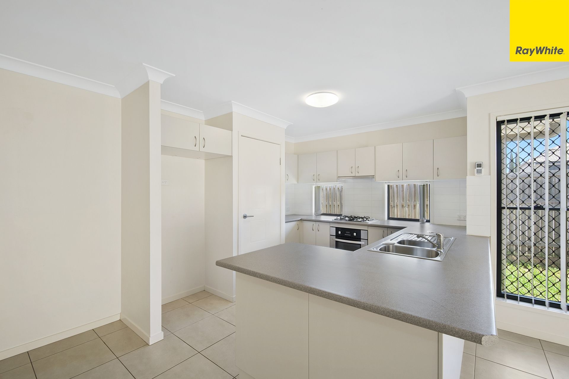 8 Palmer Street, North Lakes, QLD 4509