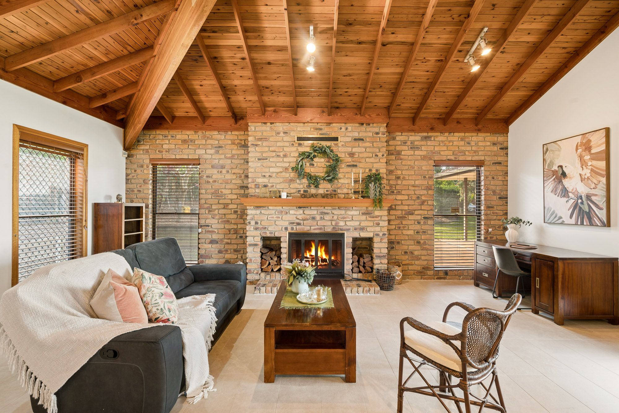 4 Gleneagles Court — photo 5 of 23