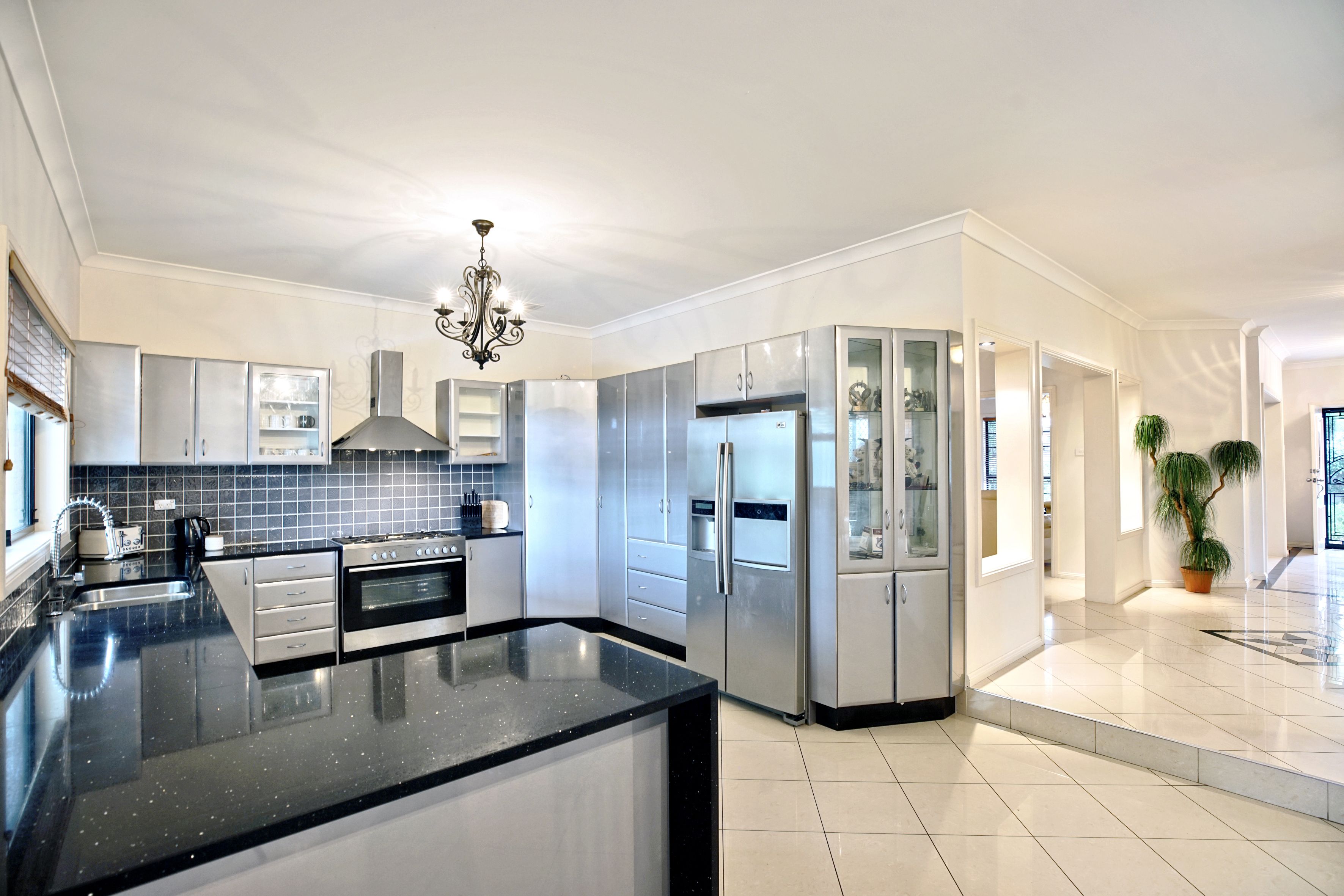 9 Bangaroo Avenue, Glenmore Park, NSW 2745