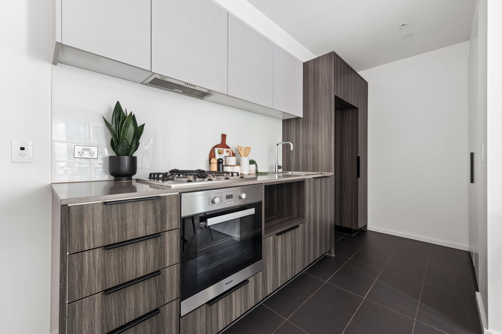 803e/888 Collins Street — photo 3 of 13