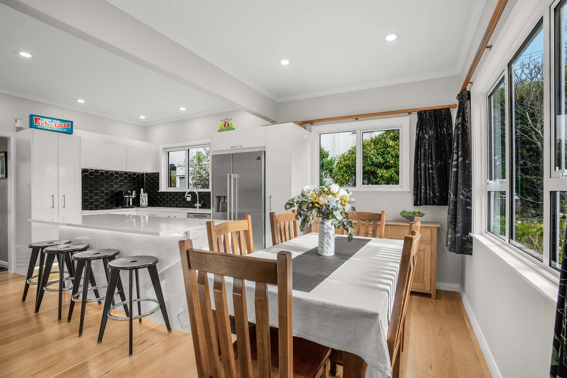 140 Waiwhetu Road photo 10