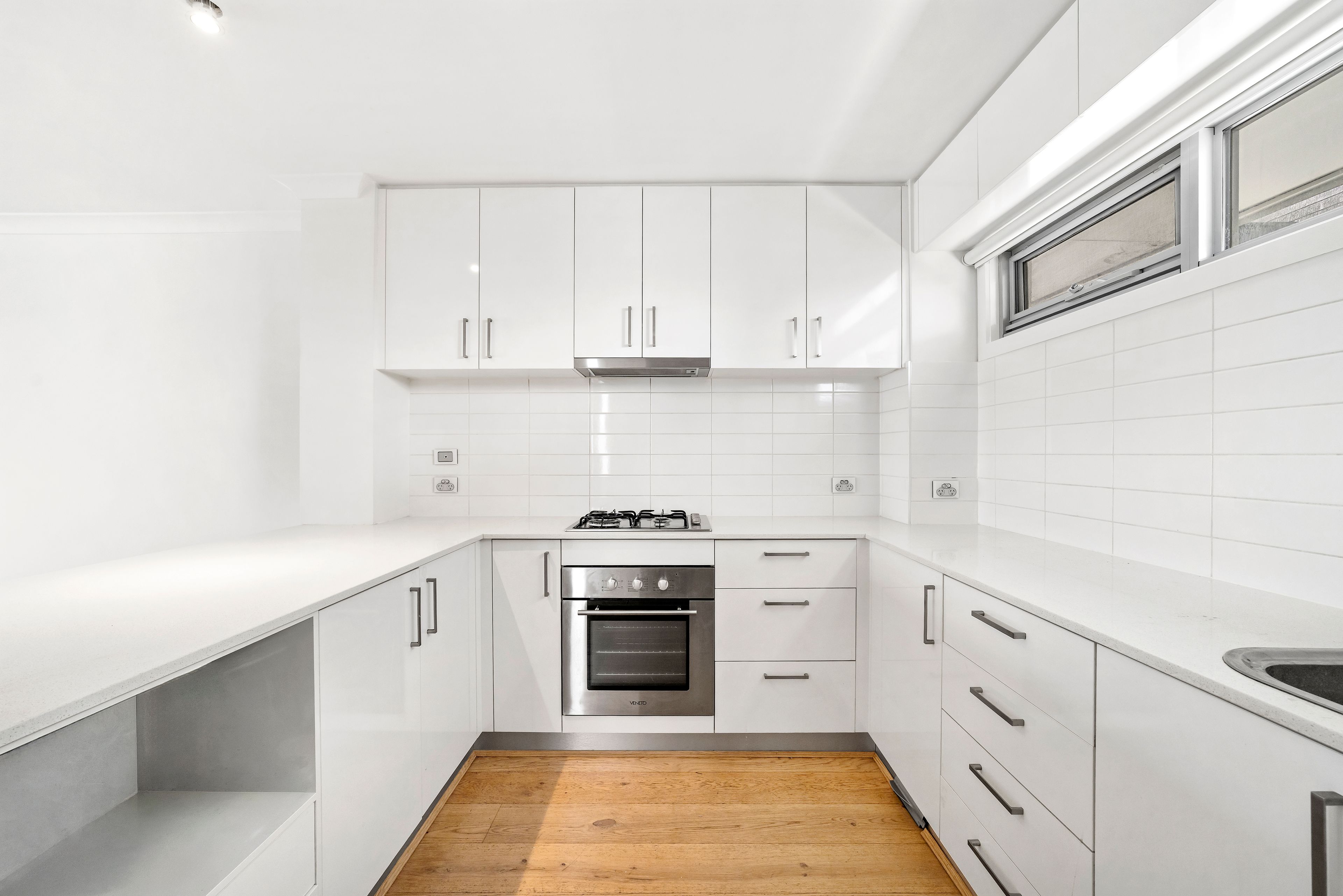 4/36 Melaleuca Drive — photo 5 of 15
