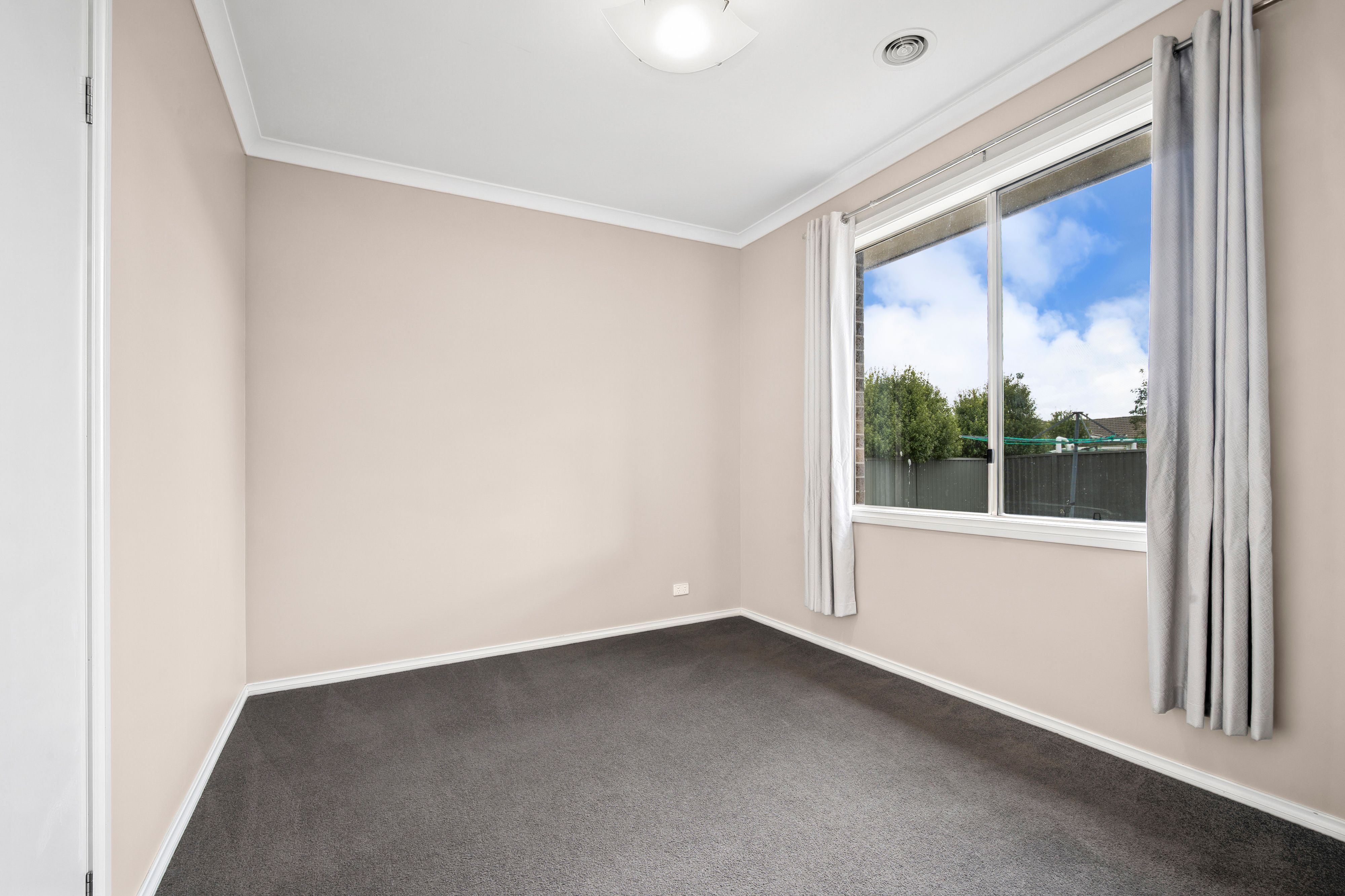 14 Pengelly Road — photo 12 of 17