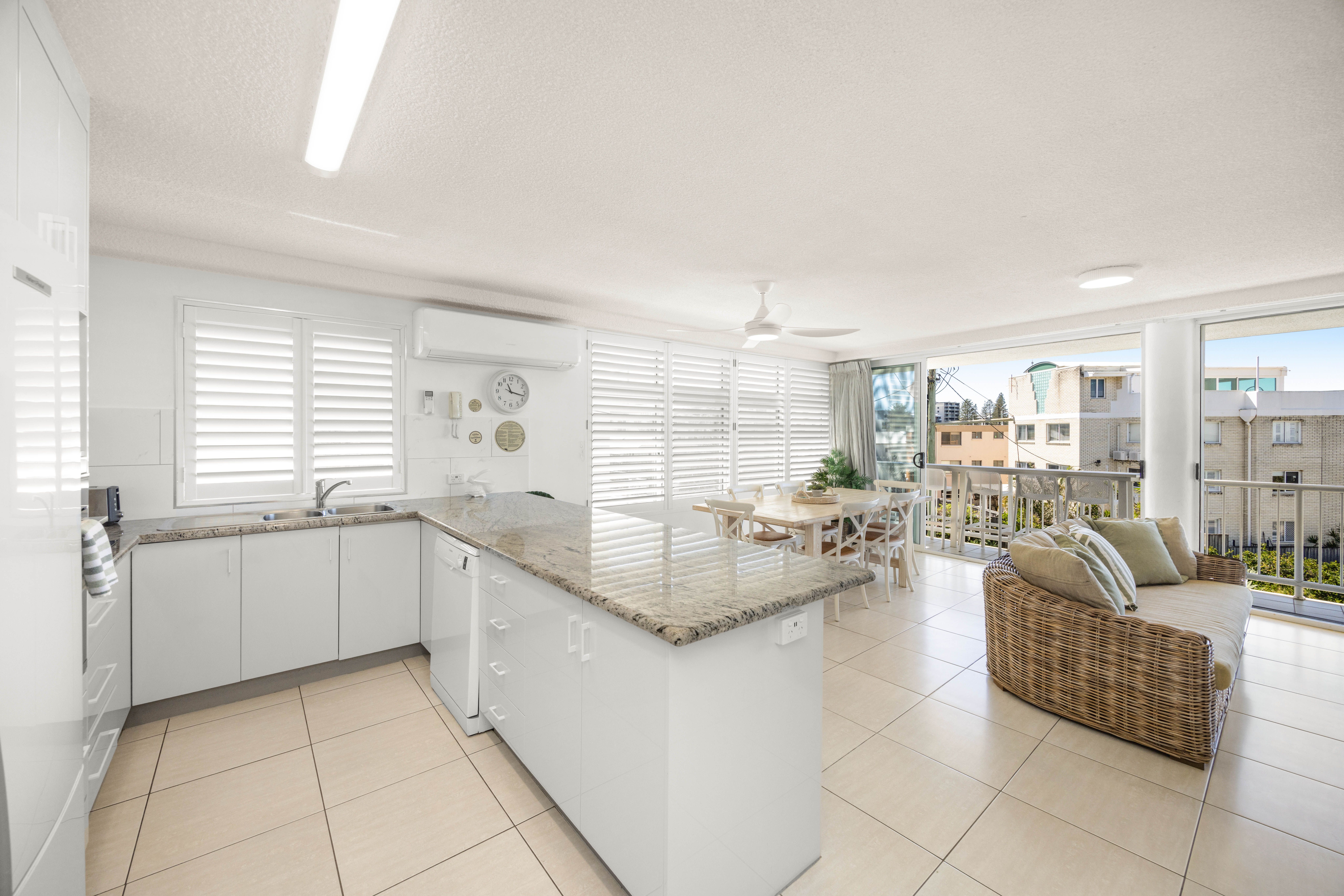 Unit 8/28 Orvieto Terrace — photo 11 of 26