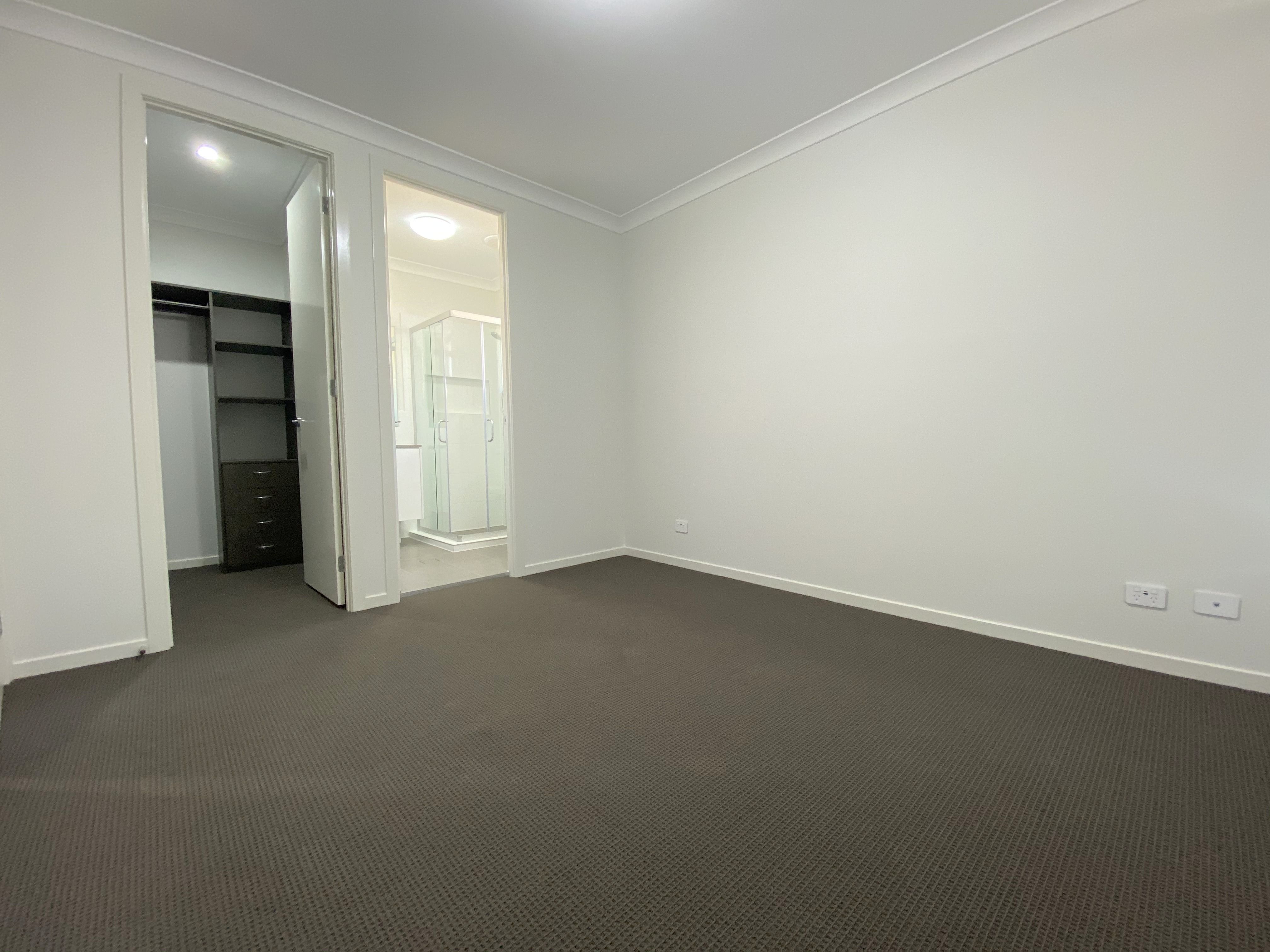 6A Rixon Street, Oran Park, NSW 2570