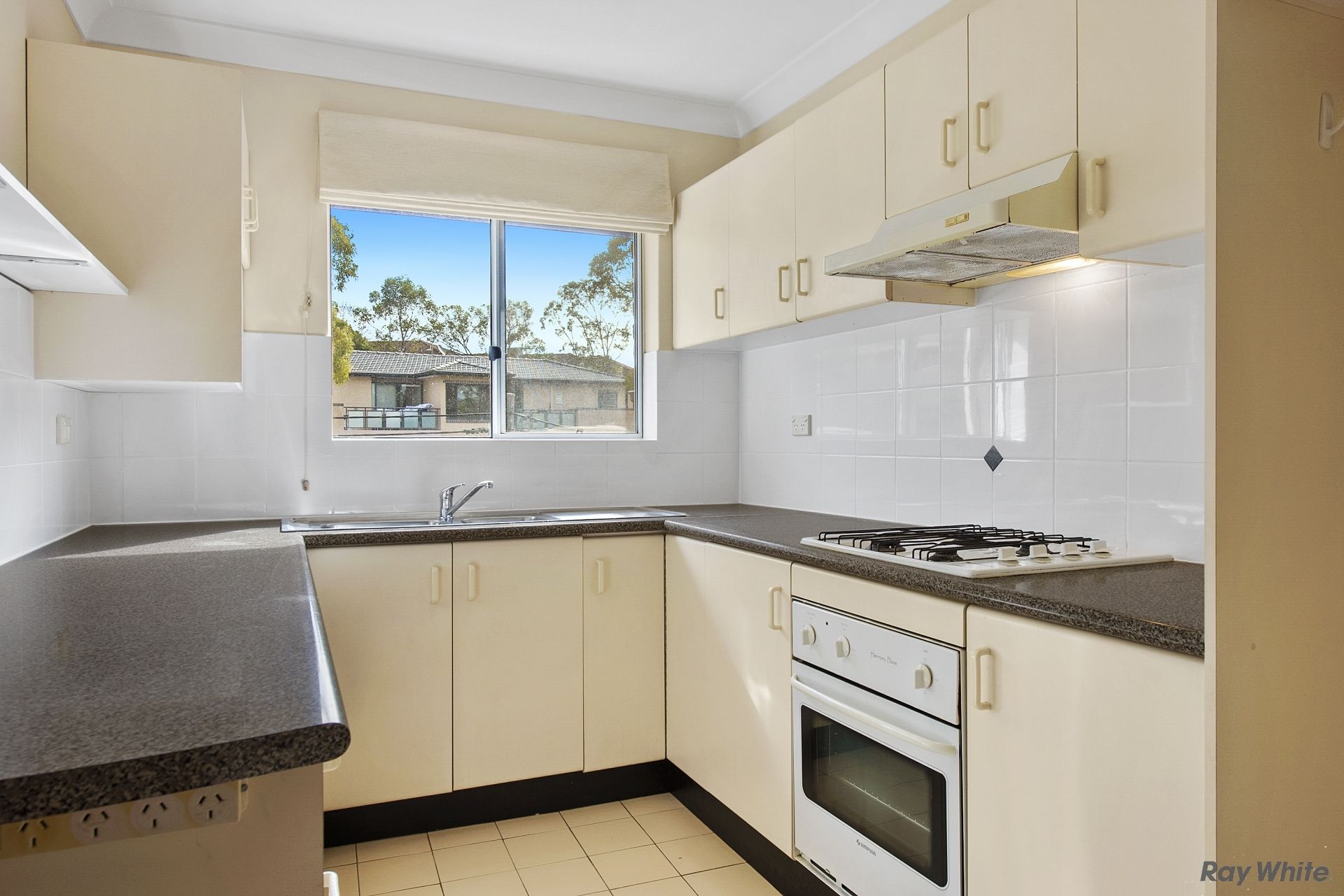 16-18 Bellbrook Avenue, Hornsby, NSW 2077