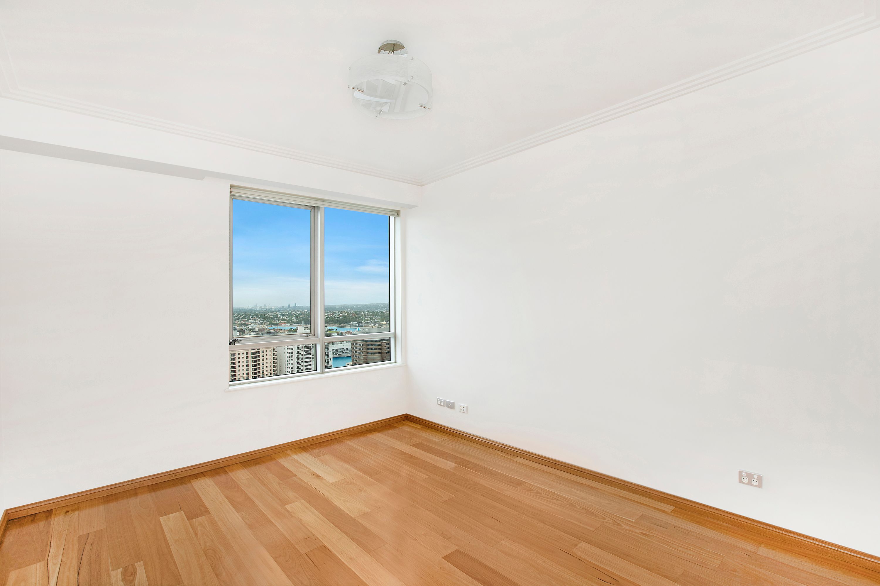 2809/68 Market Street — photo 5 of 12
