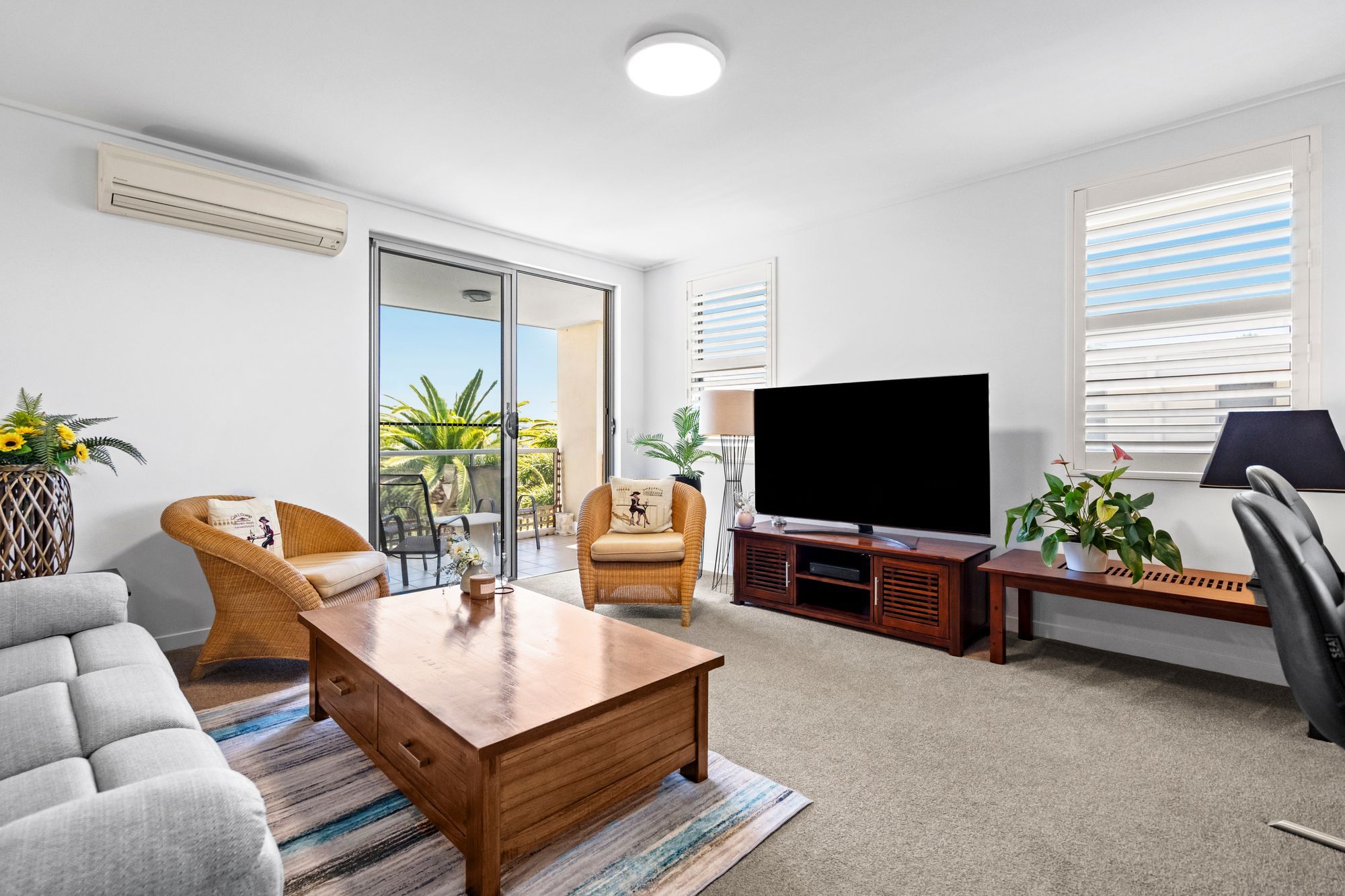 737/64-66 Sickle Avenue, Hope Island, QLD 4212