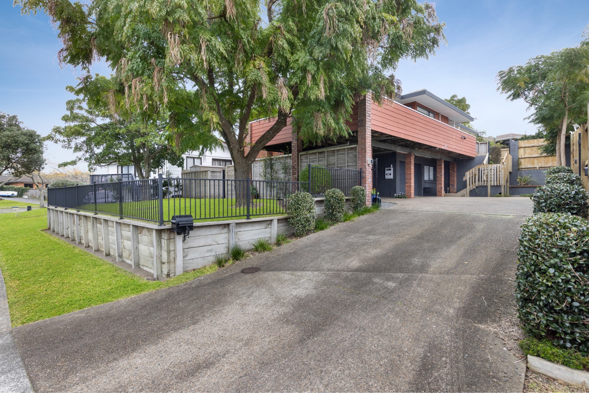 6 Gleneagles Grove, Wattle Downs, Manukau City