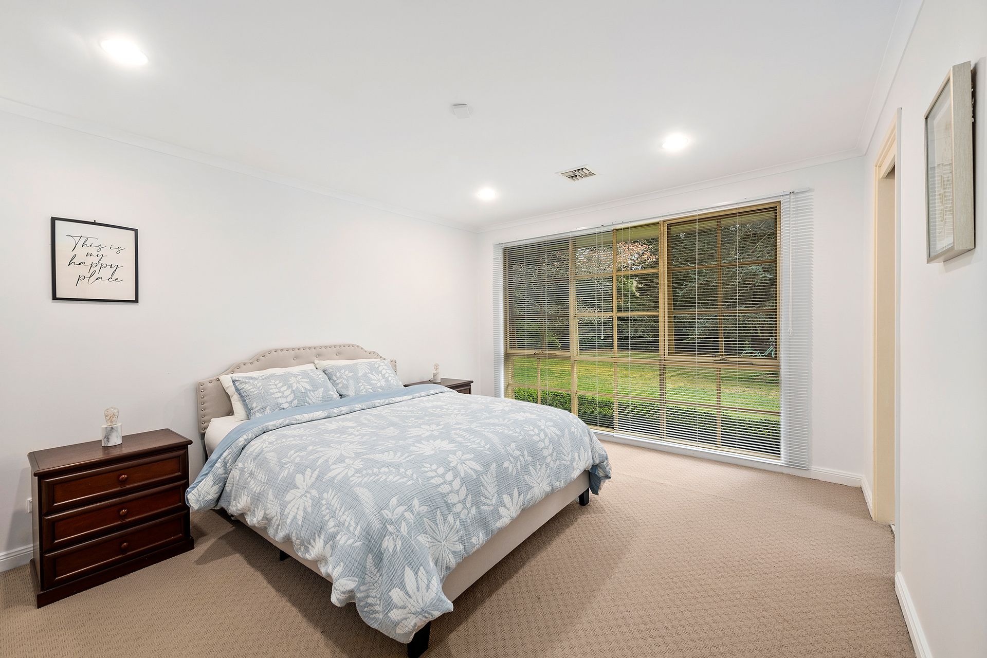 587 Moss Vale Road — photo 4 of 26