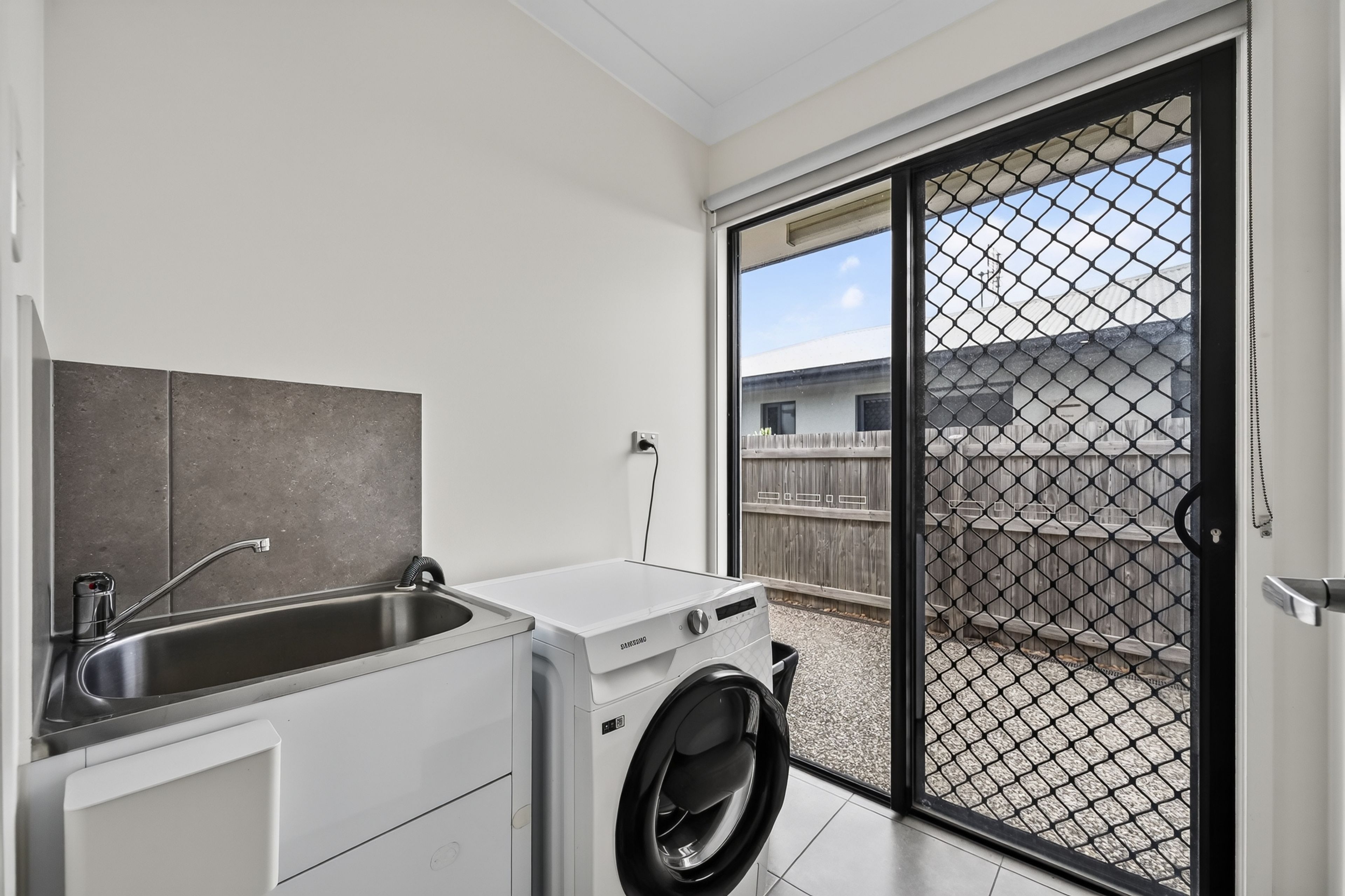 27 The Grange — photo 15 of 24