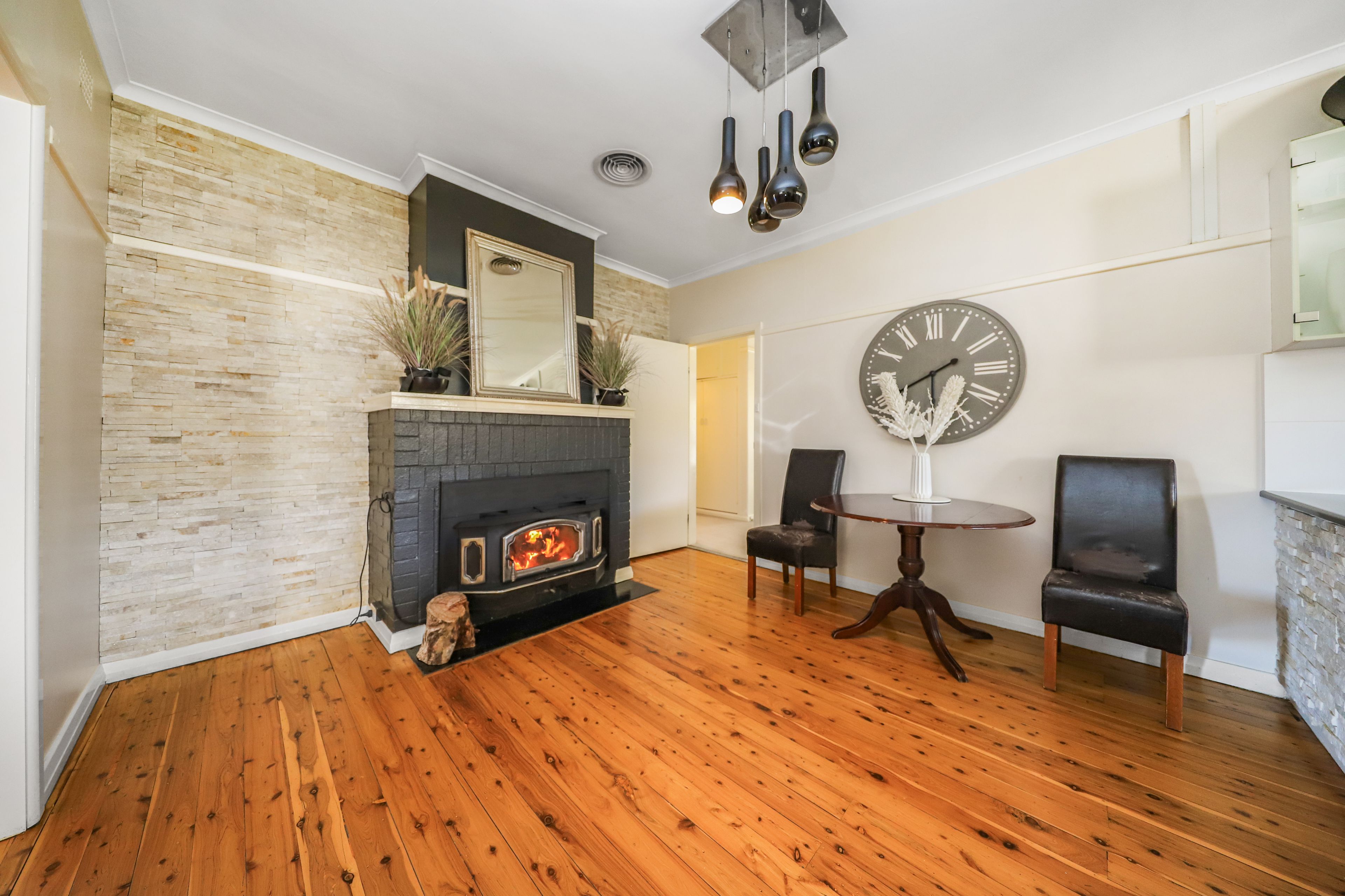 1072 Wee Jasper Road — photo 9 of 30