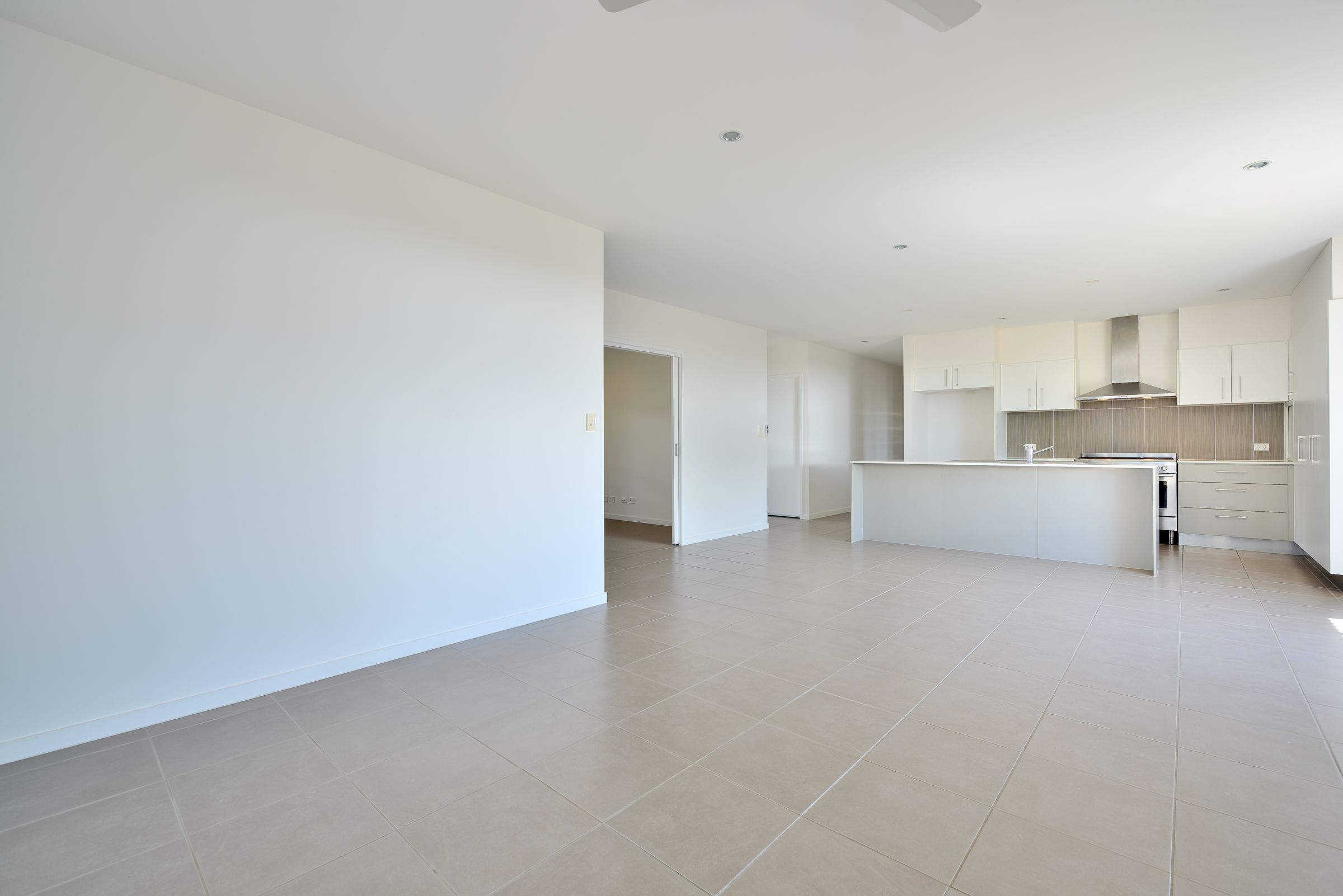 66 Iris Road, Kirkwood, QLD 4680