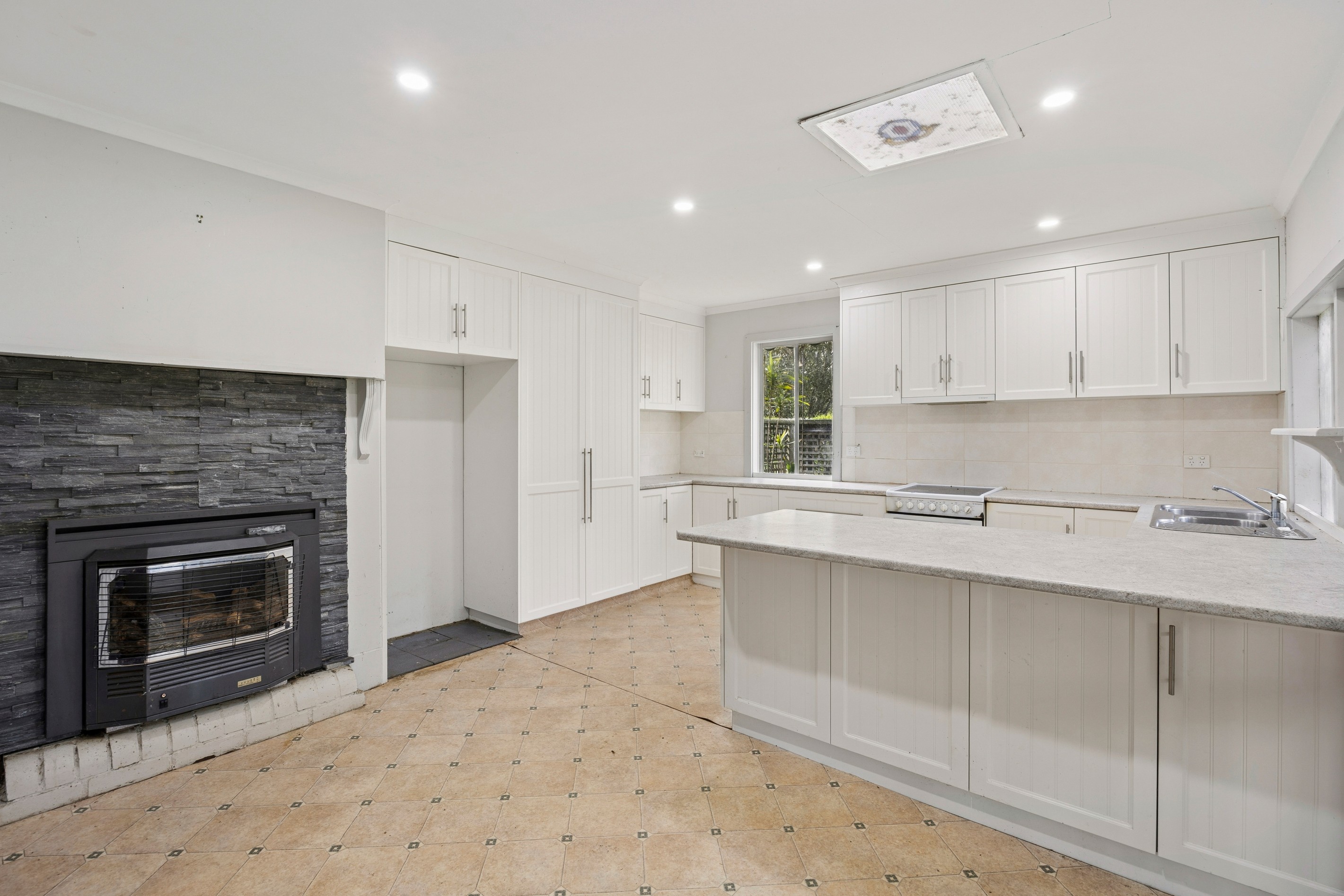 16 Camperdown-lismore Road, Lismore, VIC 3324