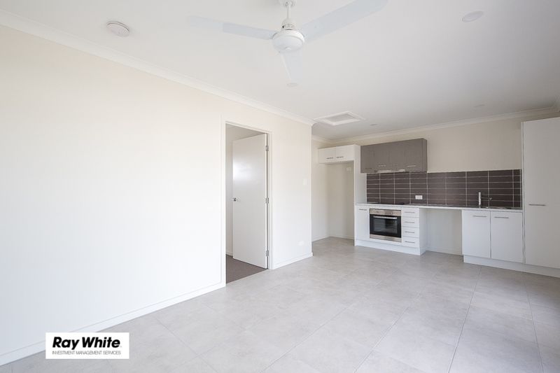 2/102 Lamington Drive, Redbank Plains, QLD 4301