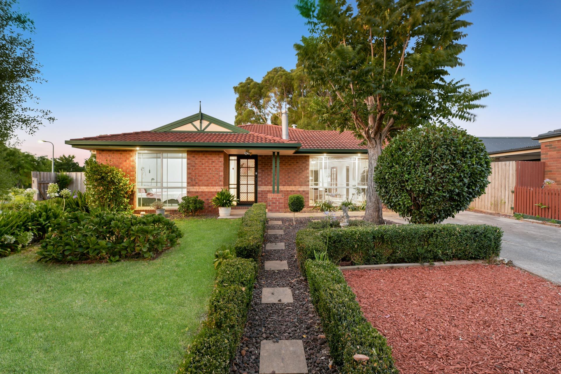 1 Yiota Court, Berwick, VIC 3806