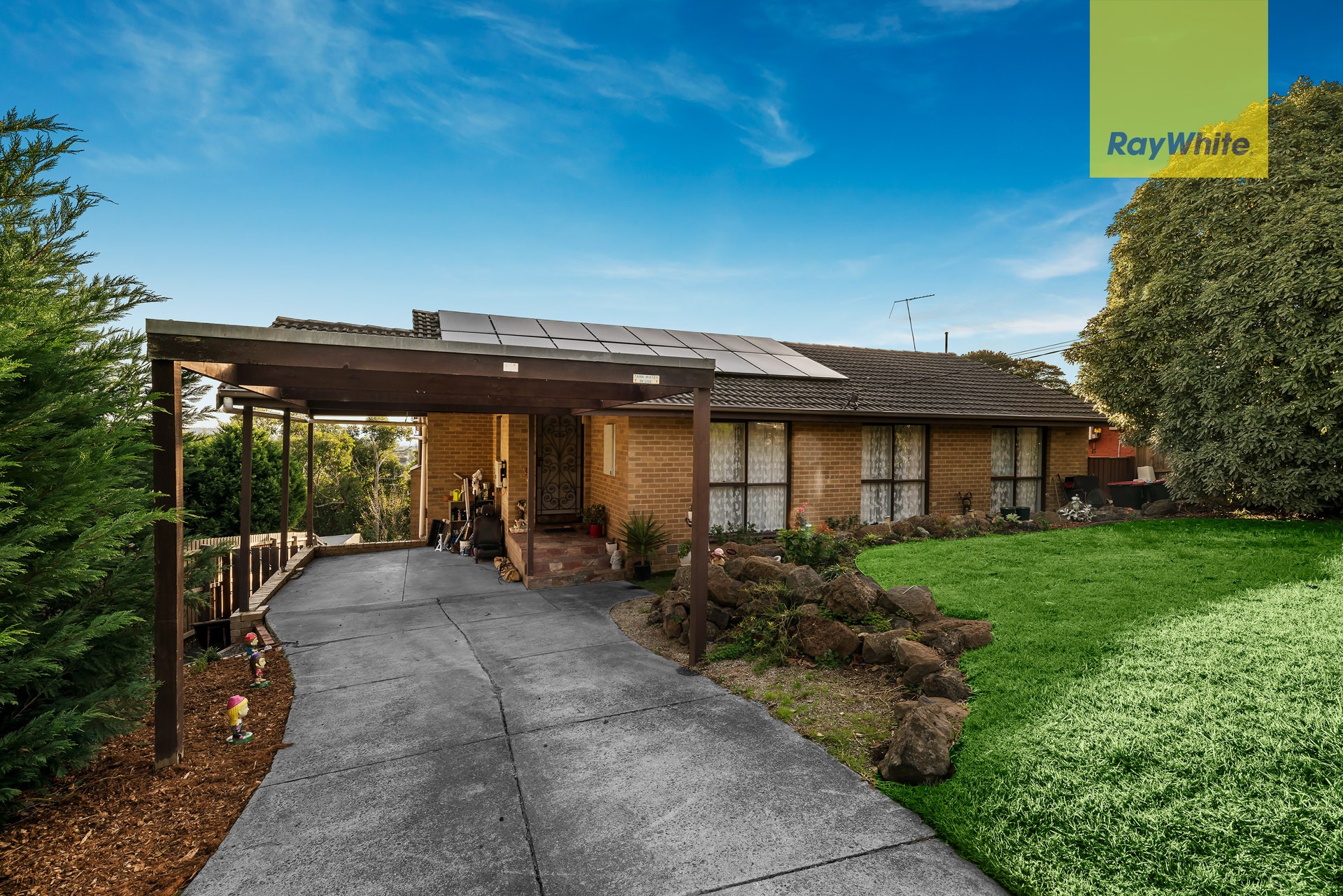 18 Bruce Crescent, Ferntree Gully, VIC 3156