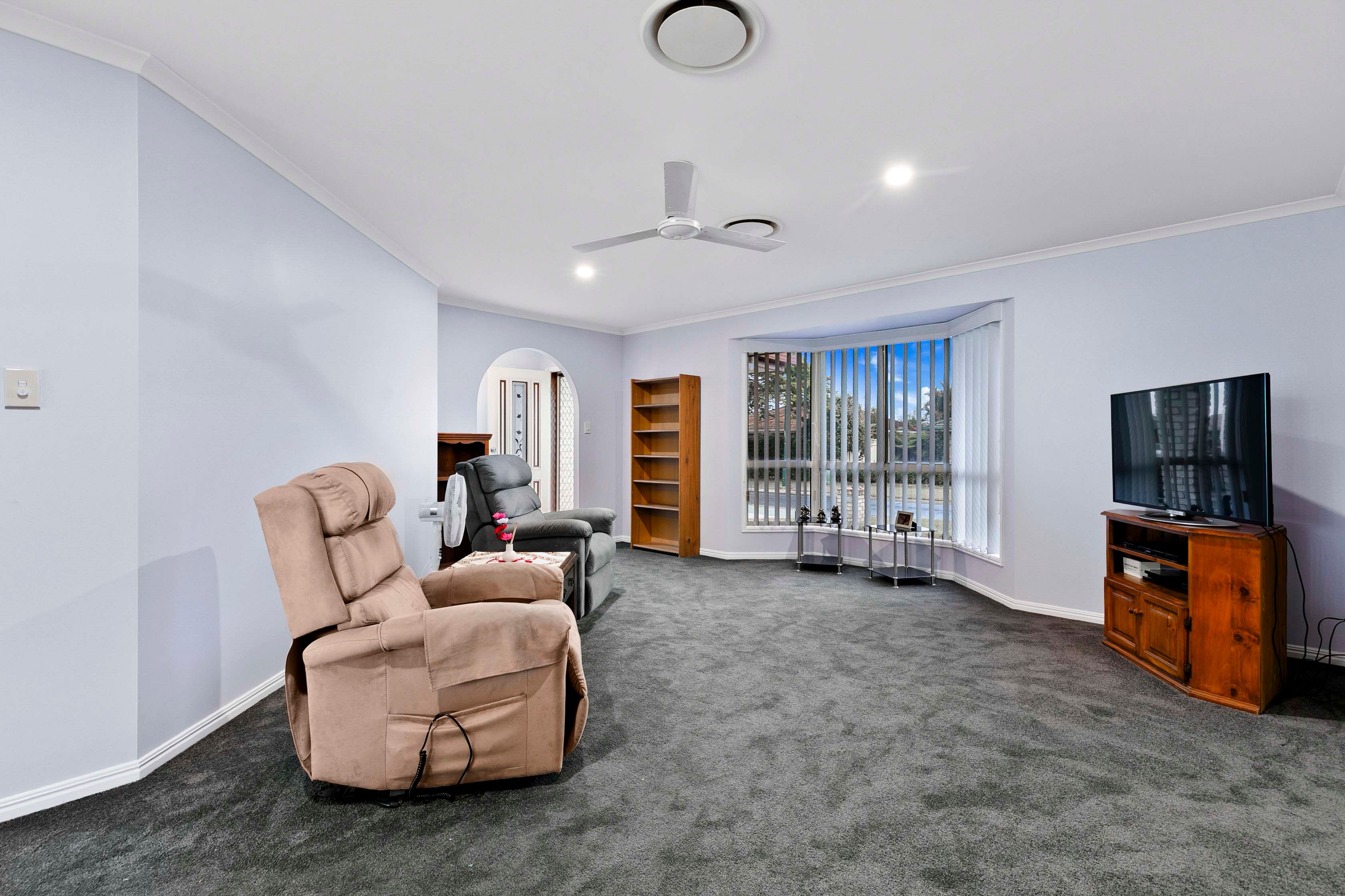 11 Sharyn Court, Point Vernon, QLD 4655