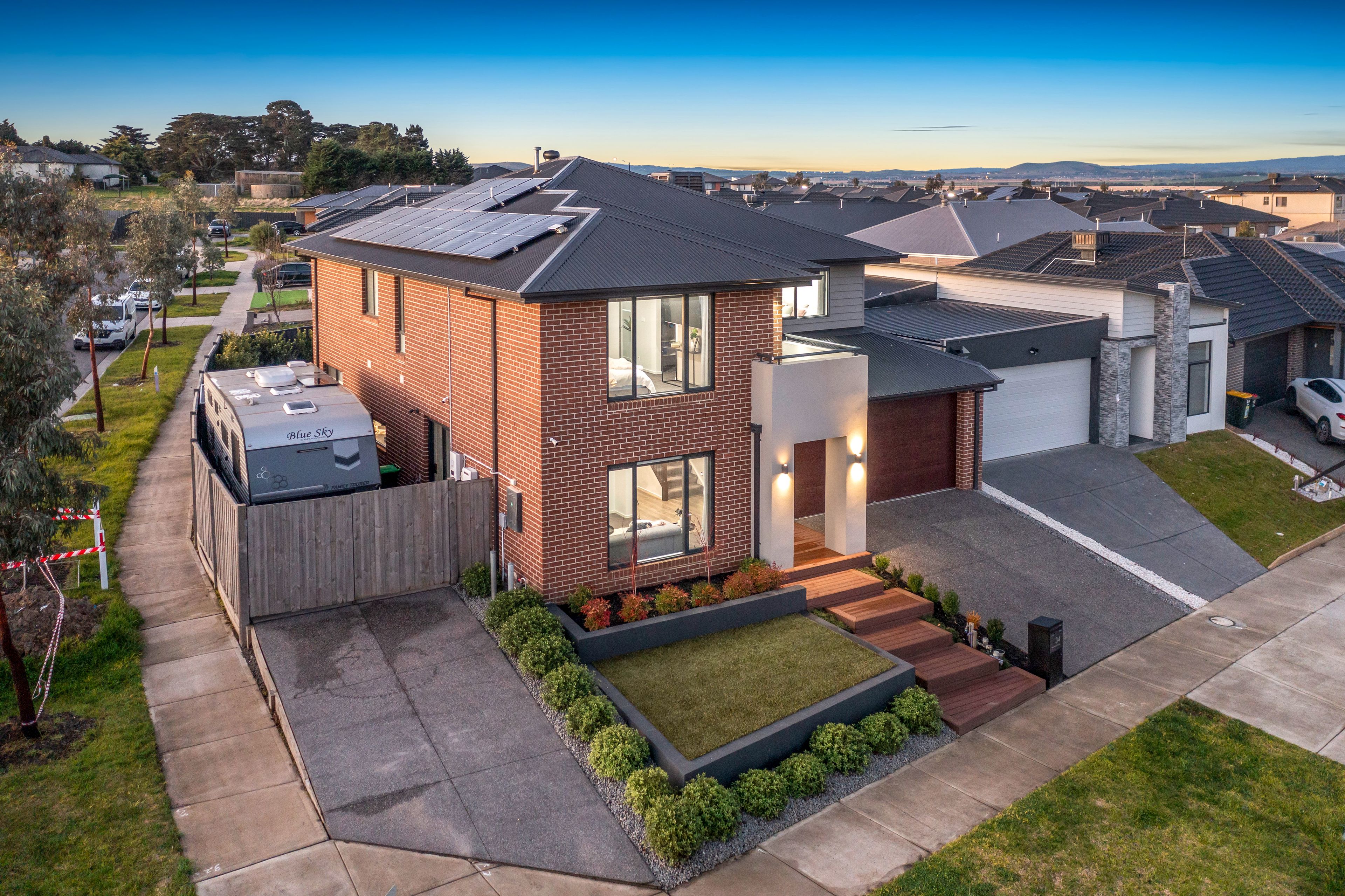 34 Brossard Road, Mickleham, VIC 3064