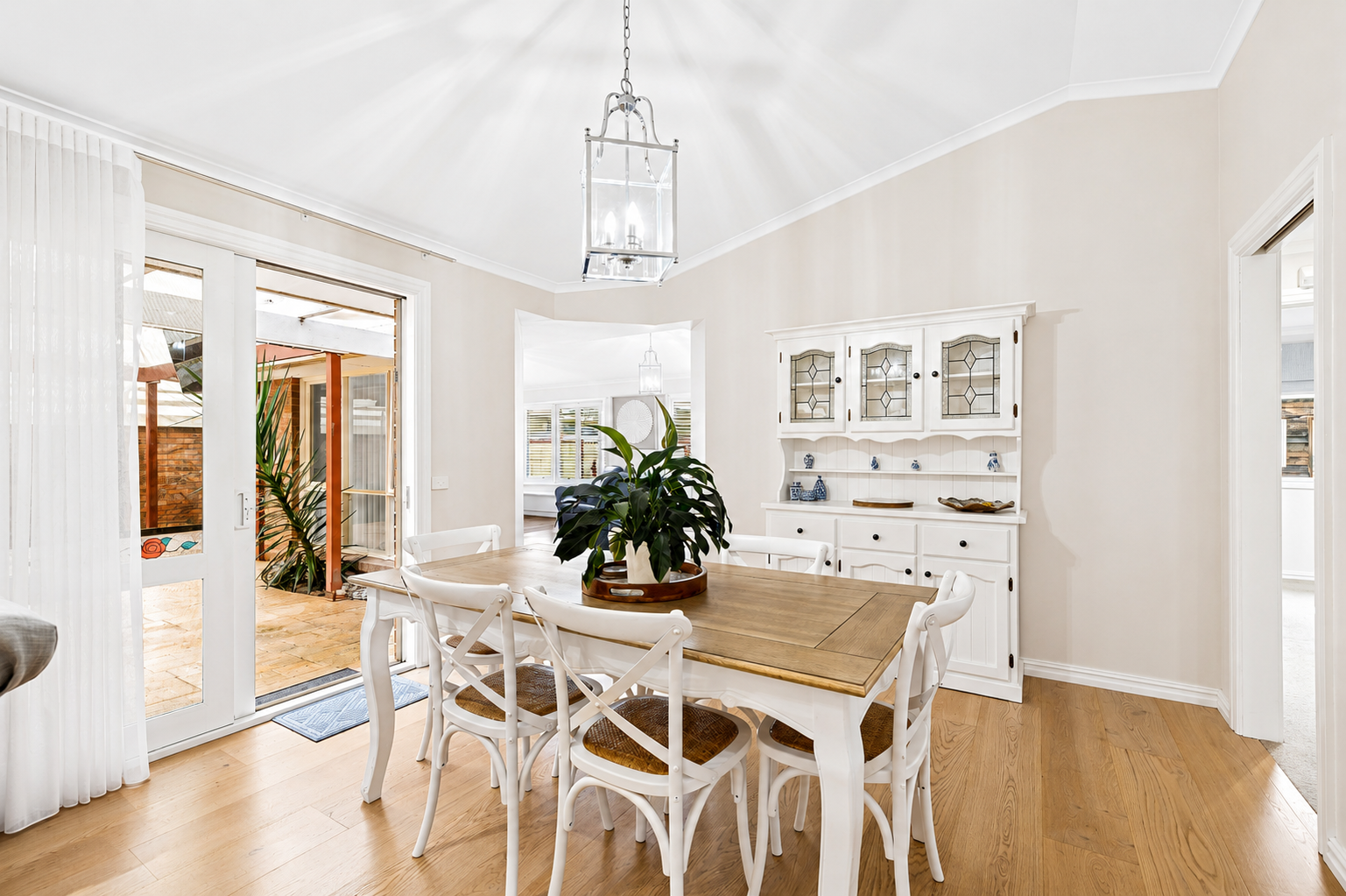 14 Frances Browne Way — photo 9 of 29