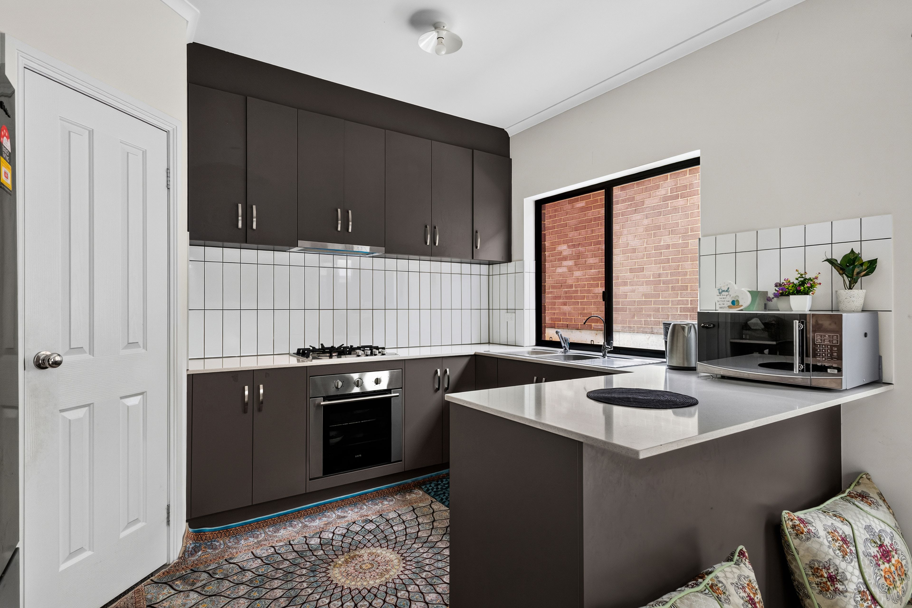 43 Barrington Avenue — photo 9 of 16