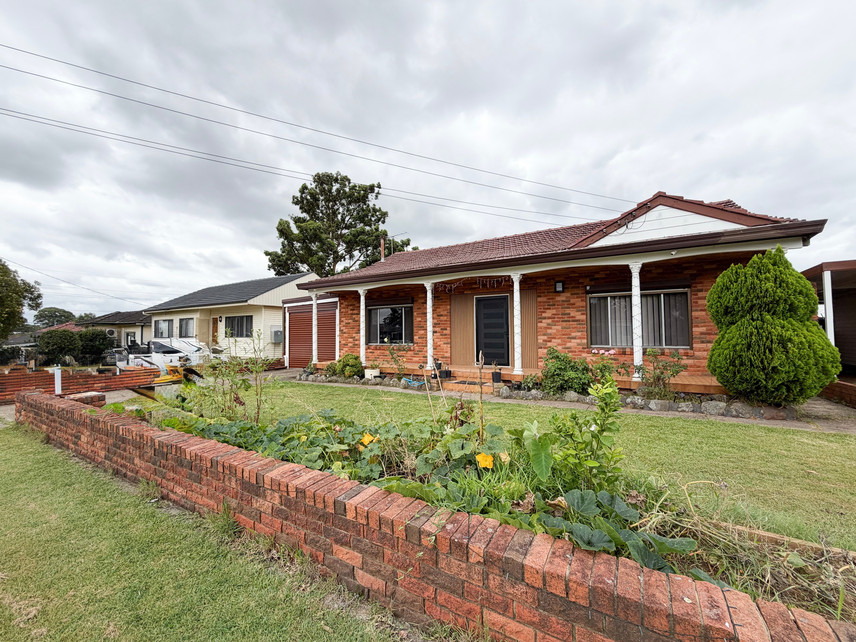 8 Dan Crescent, Colyton, NSW 2760