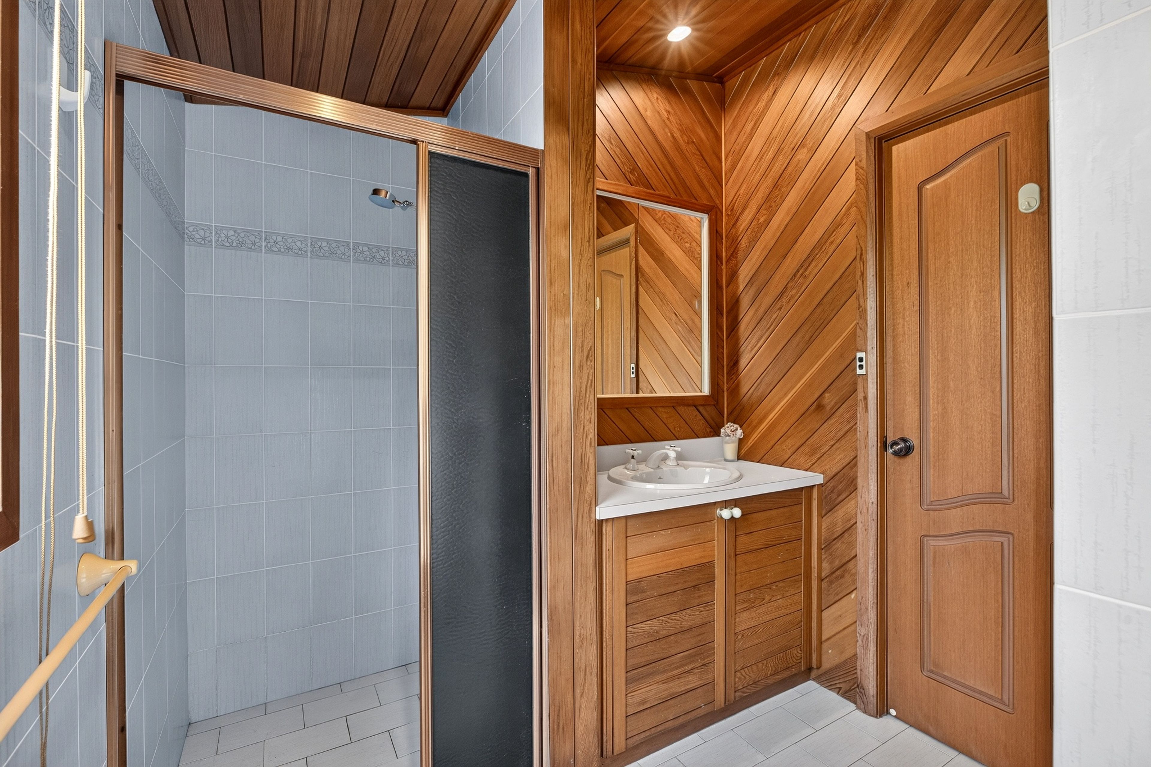 15 Moreton Road — photo 17 of 30