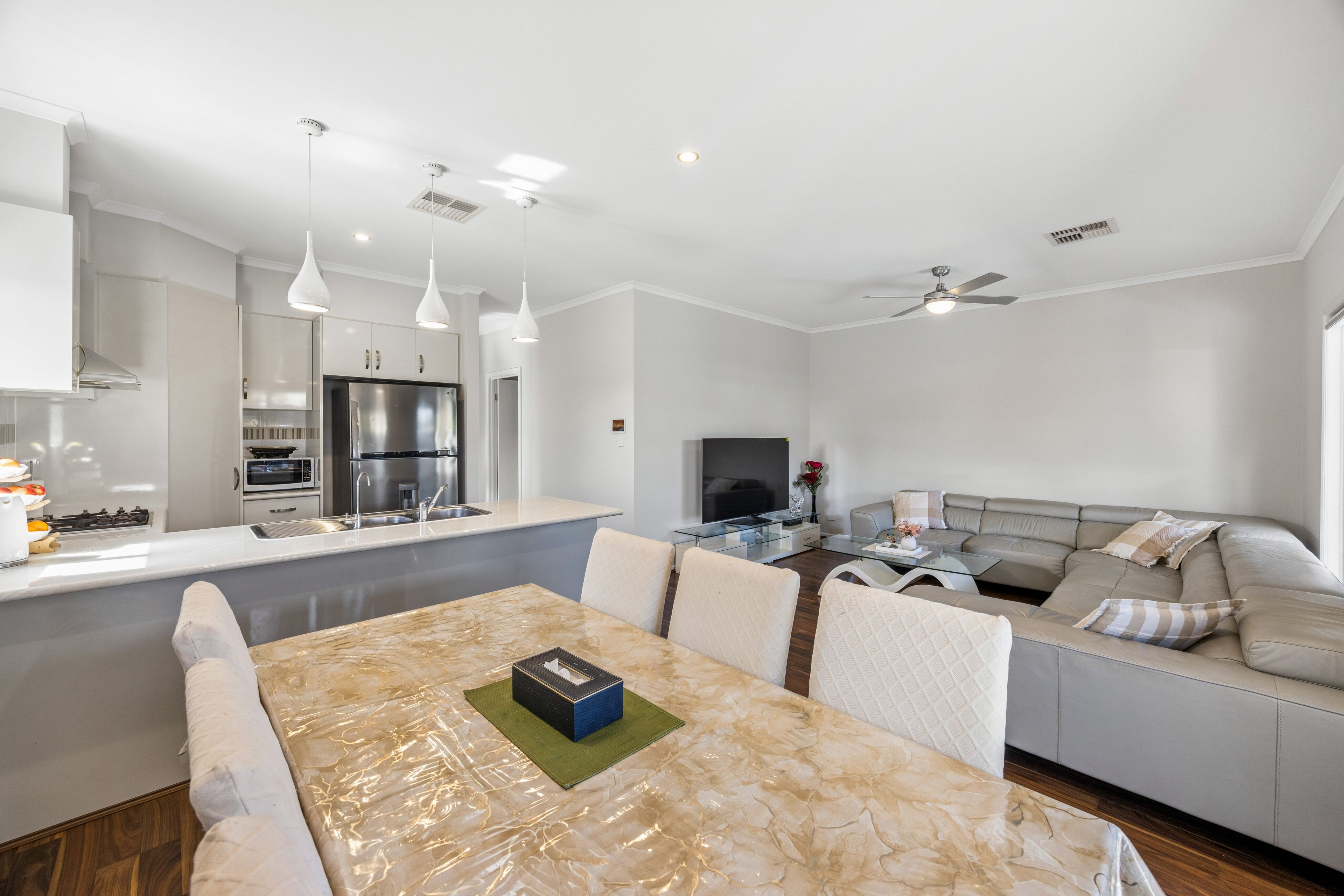 31 Cardiff Street — photo 11 of 15