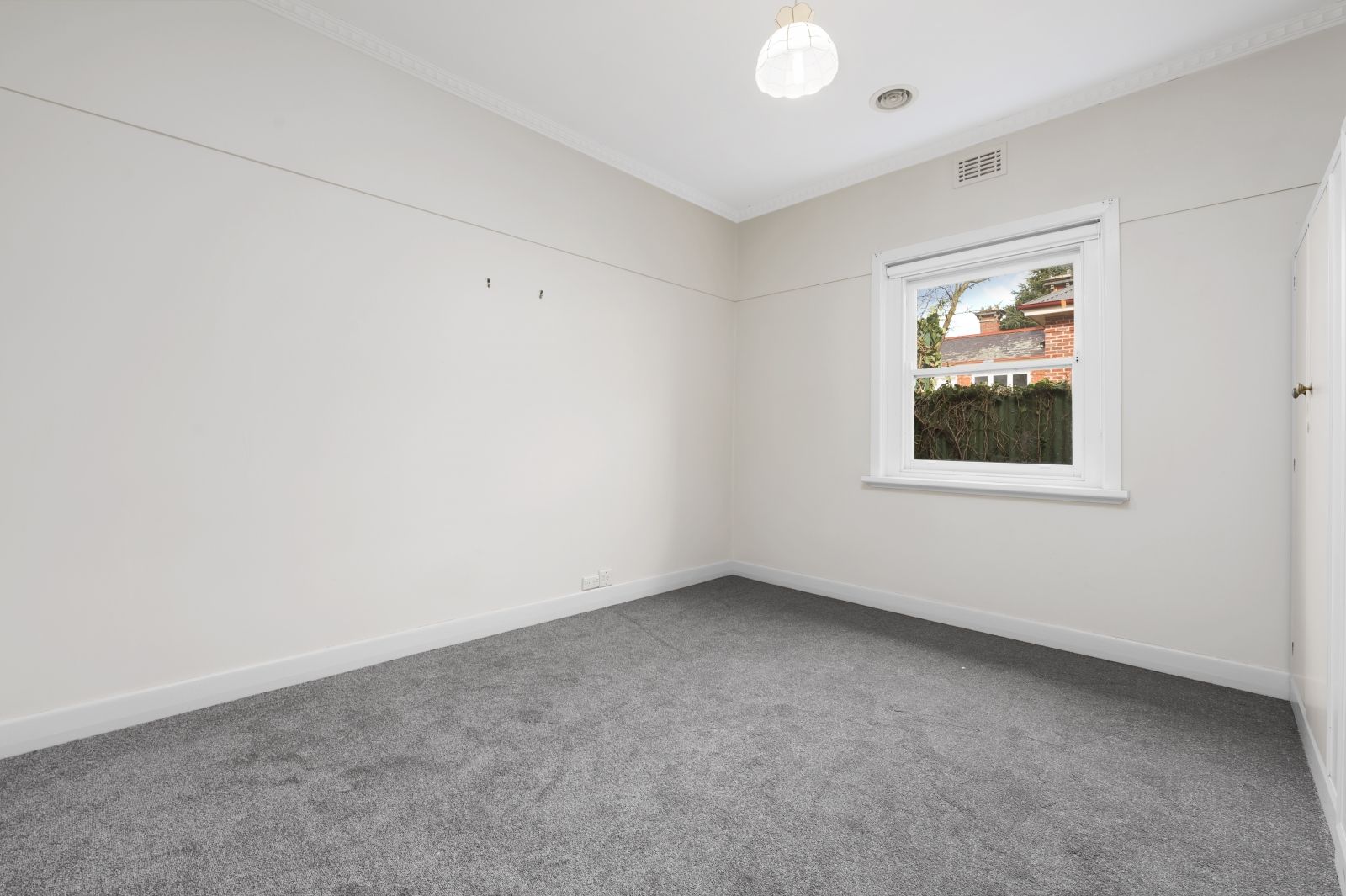 2 Hotham Street — photo 6 of 9