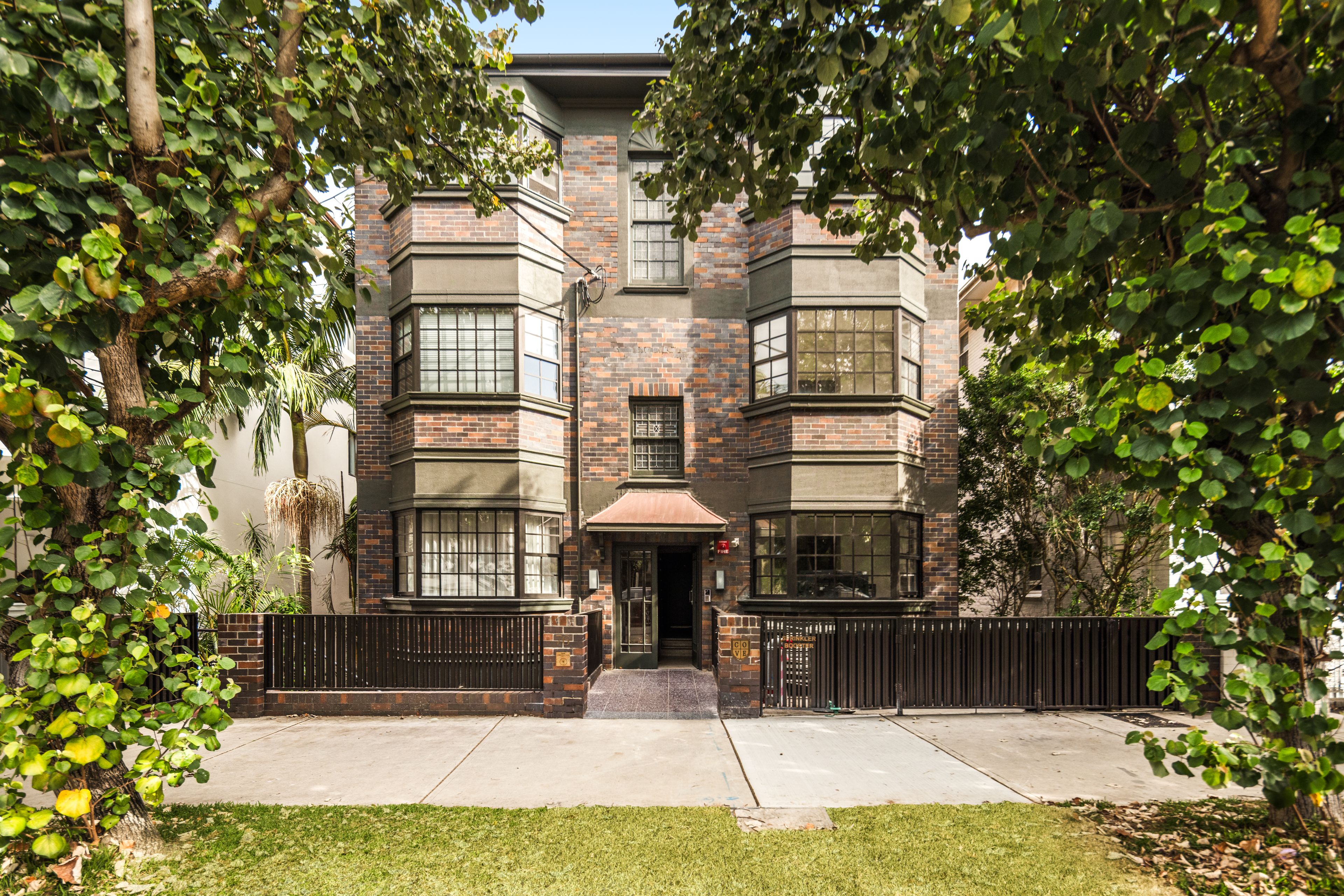 1/76 Bream Street — photo 4 of 14