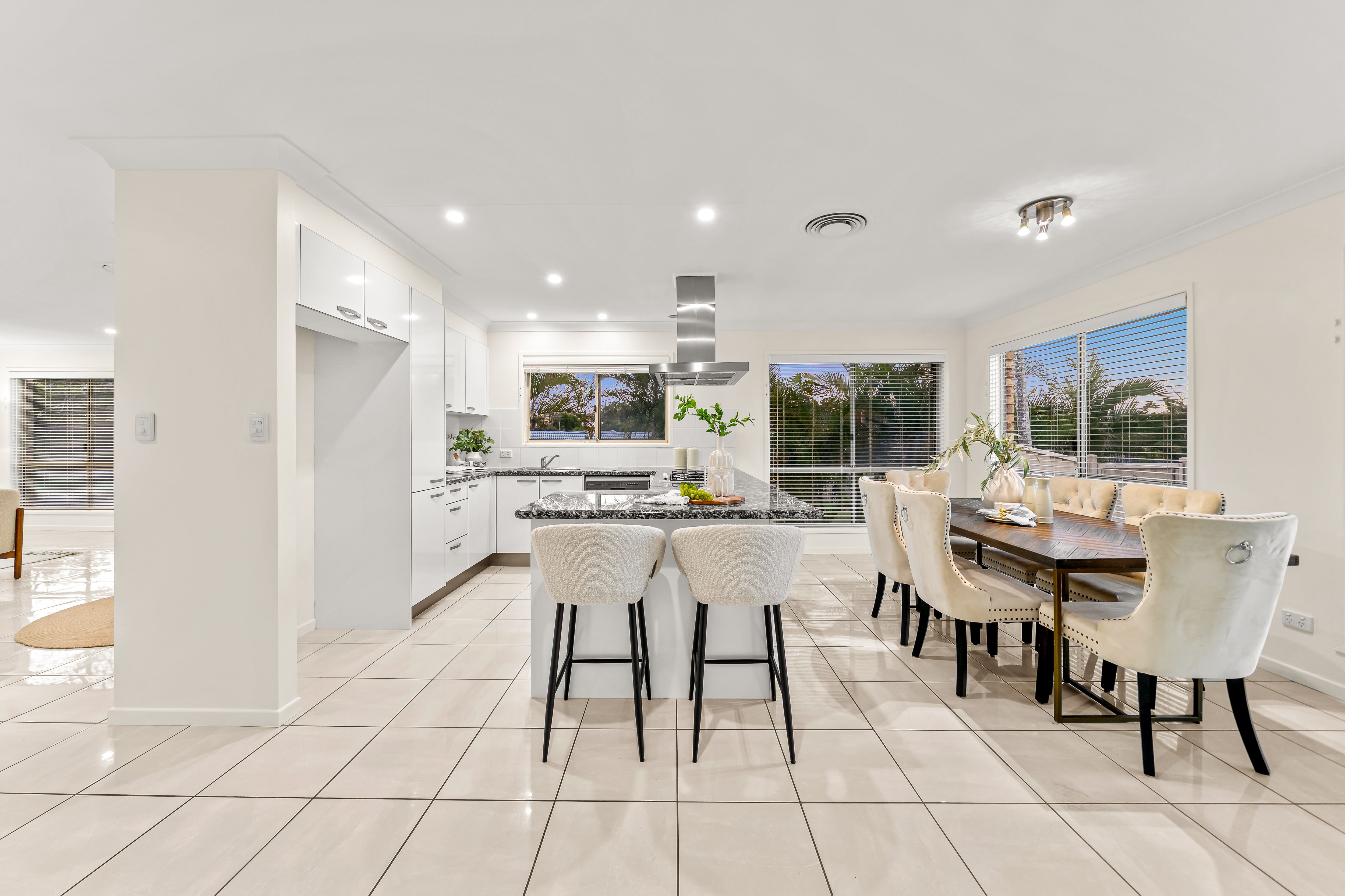 2 Artemis Court — photo 4 of 30