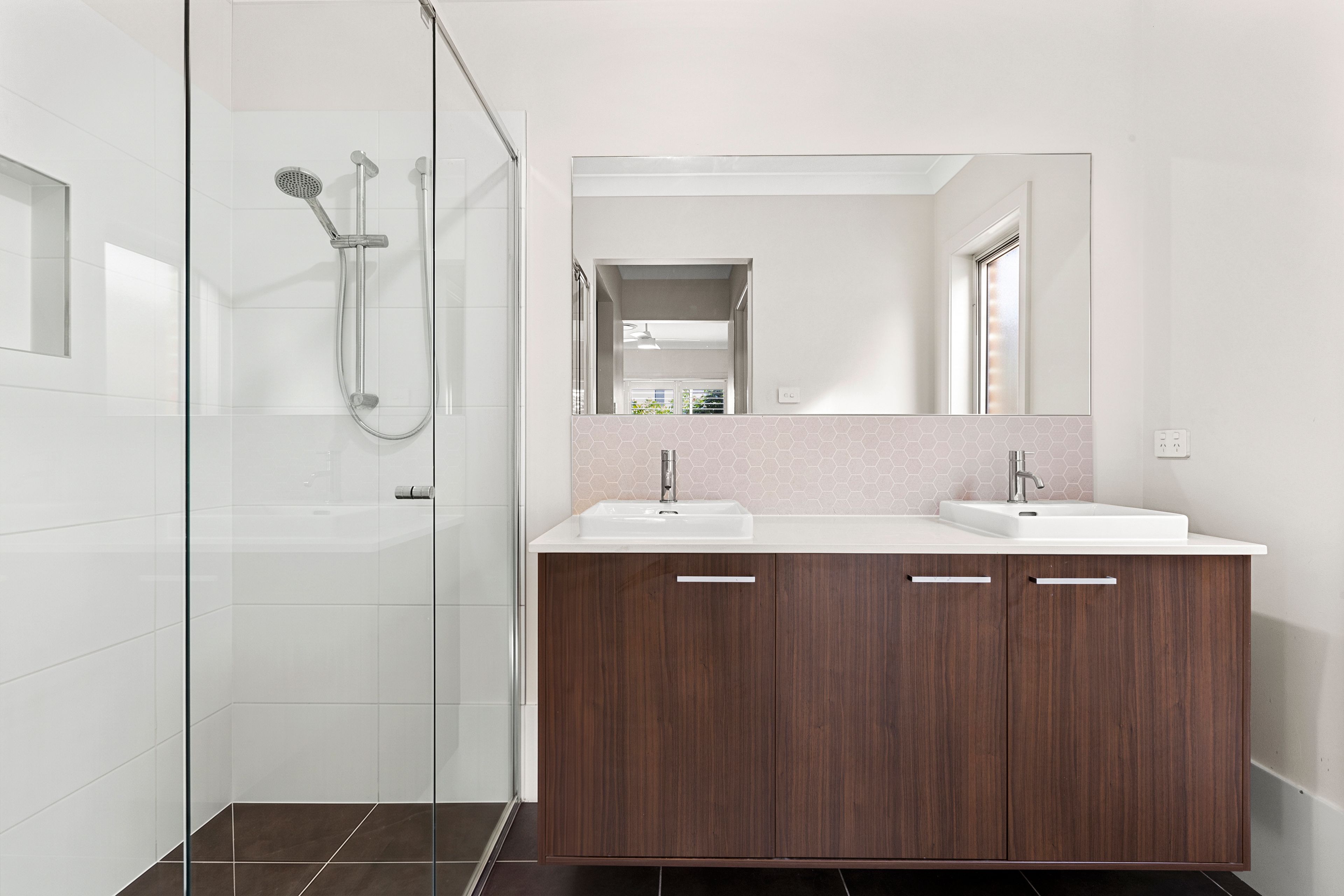 Picture Perfect, Sun-Drenched North East Facing Family Home within short proximity to Multiple Amenities! — photo 14 of 17