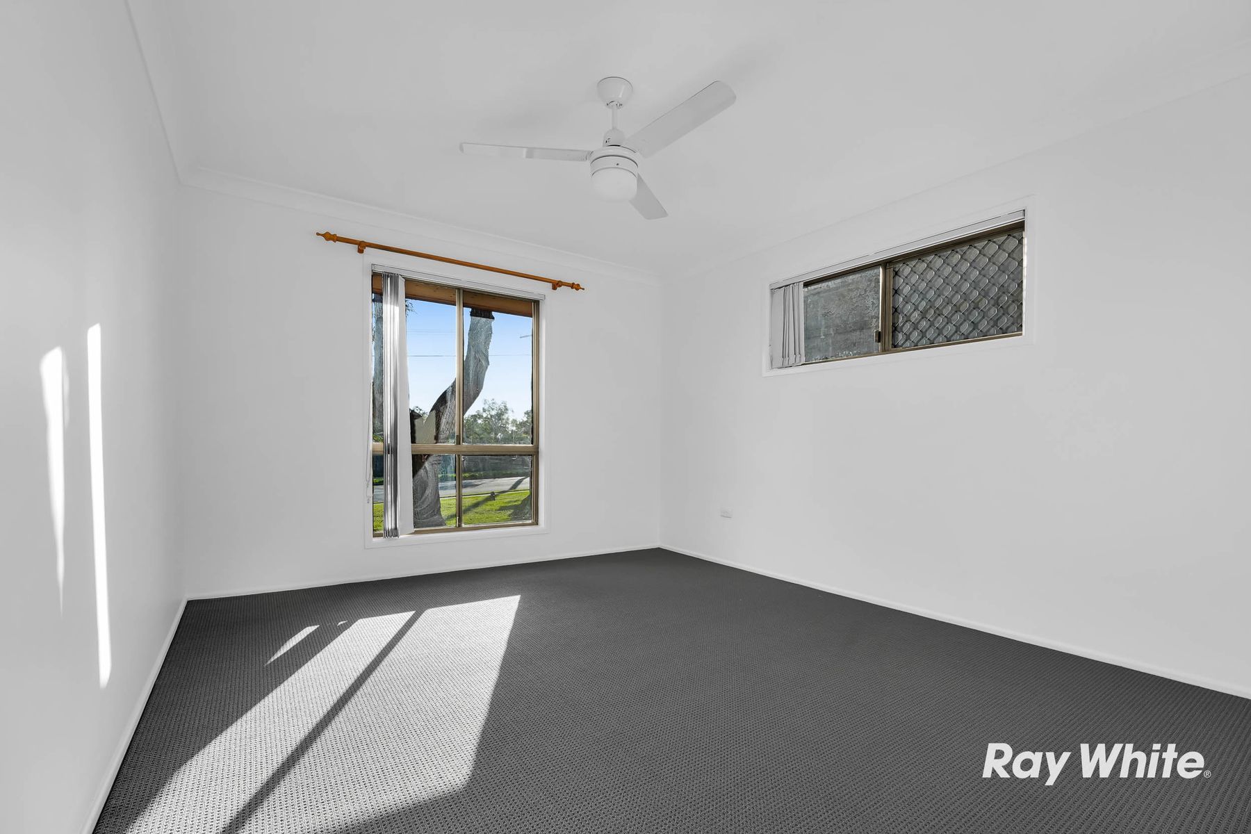 2/52 Naomai Street — photo 6 of 11