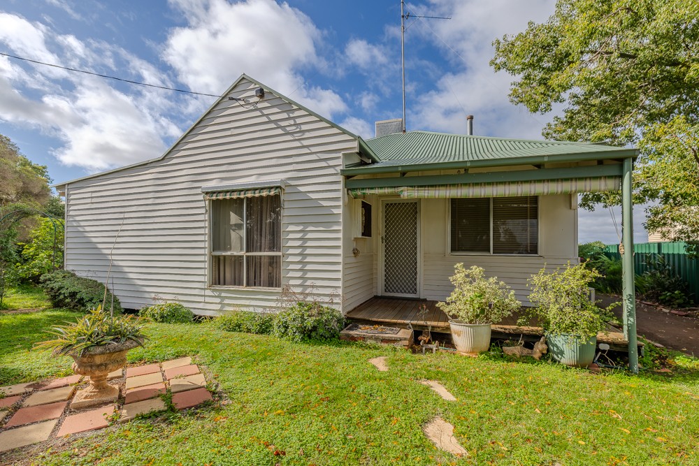 24 Abbott Street, Birchip, VIC 3483