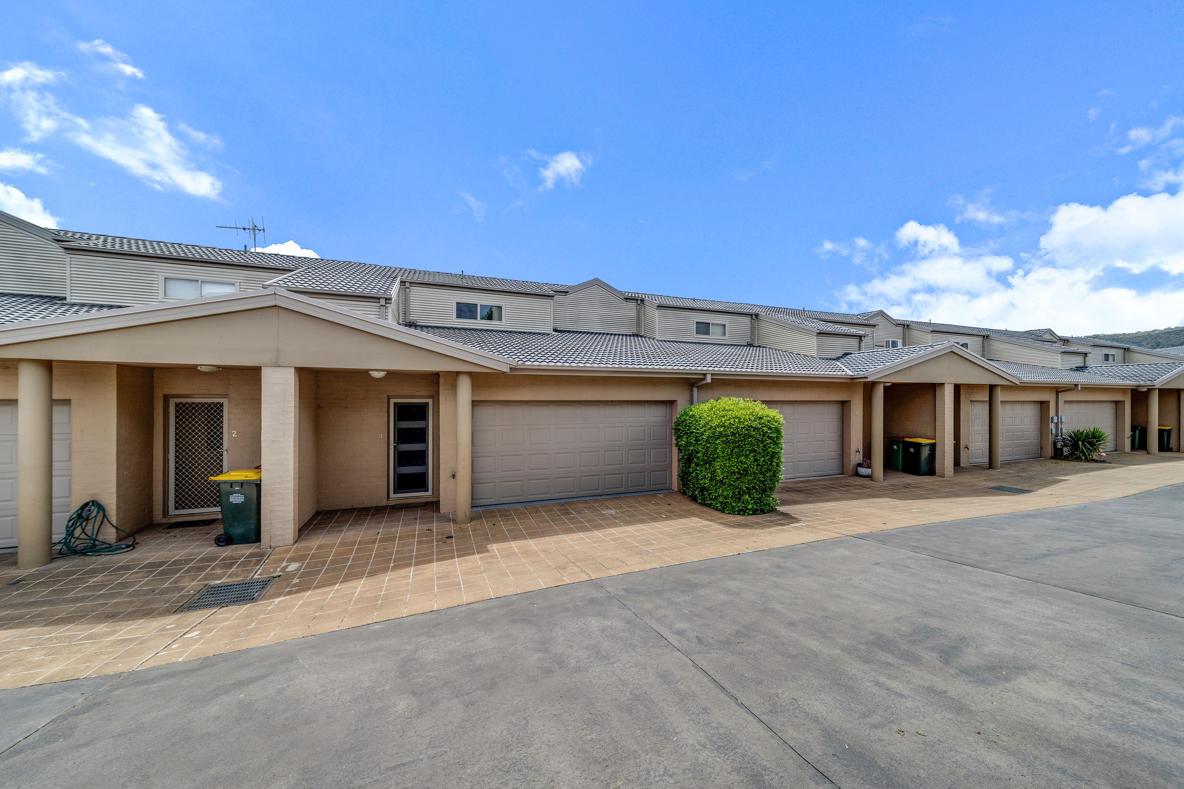 6 Doeberl Place, Karabar NSW 2620