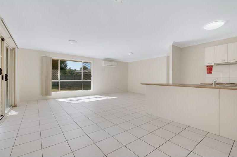 13 Mitchum Way, Crestmead, QLD 4132