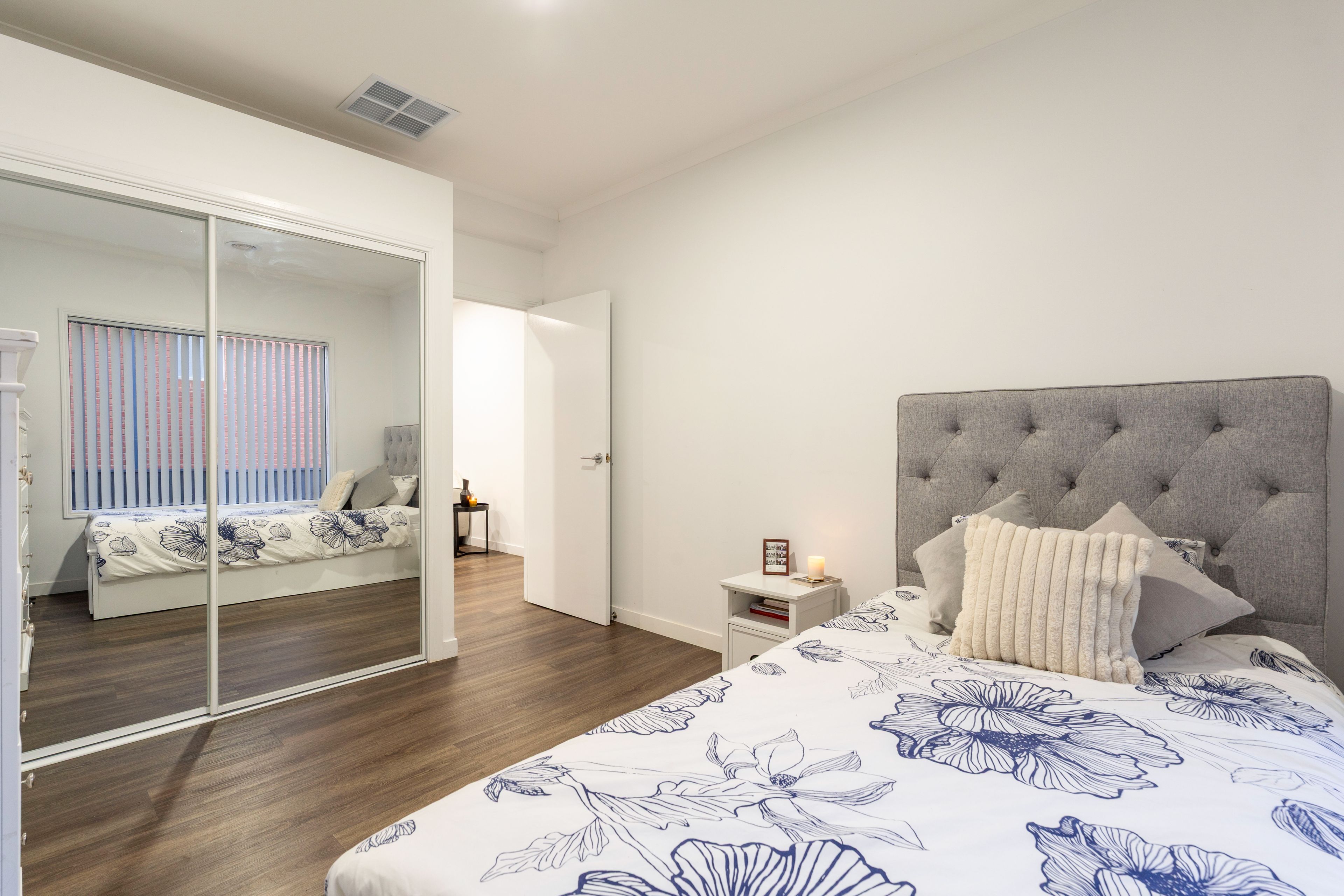 14 Cropton Rise — photo 10 of 21