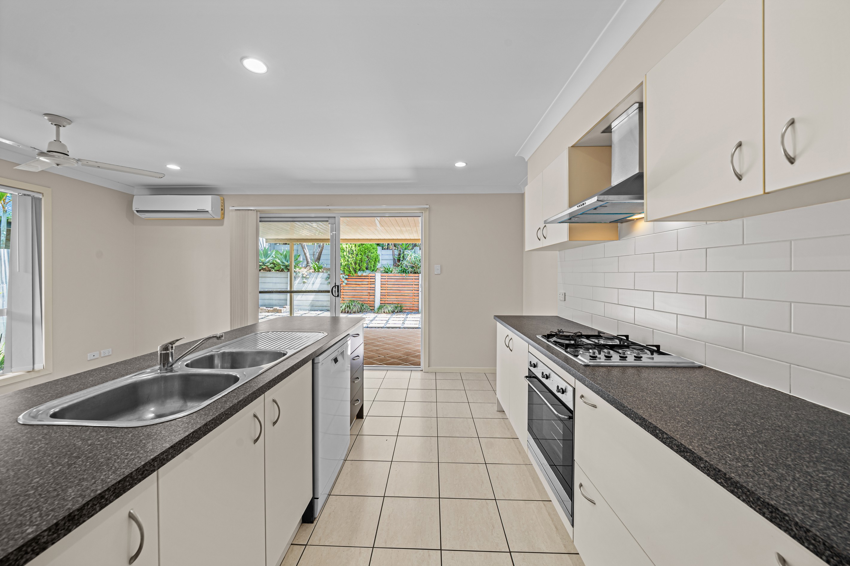 1/10 Bailer Street, Coomera, QLD 4209