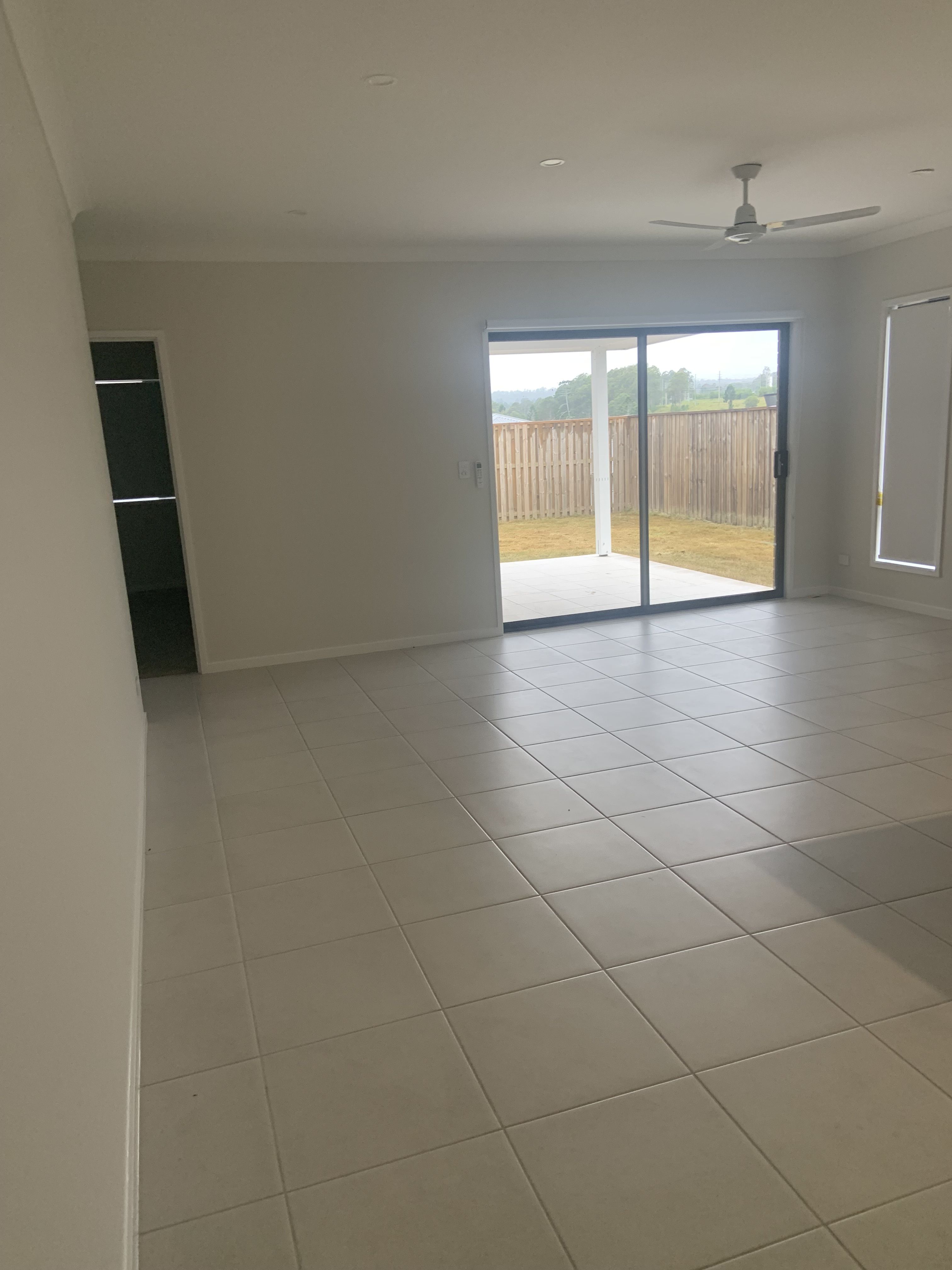 29 Edinburgh, Gleneagle, QLD 4285