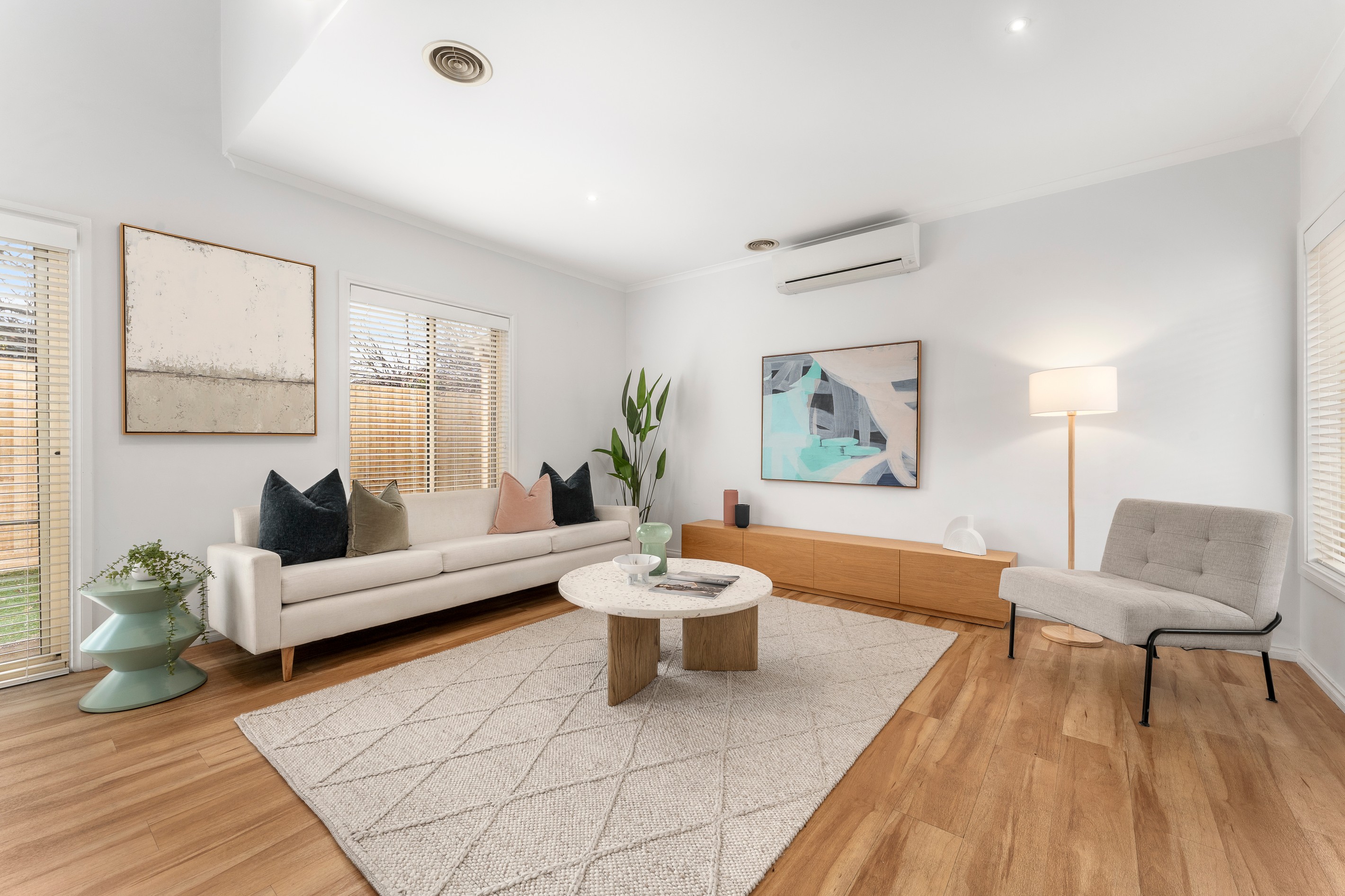 2/1 Bletchley Road, Hughesdale, VIC 3166