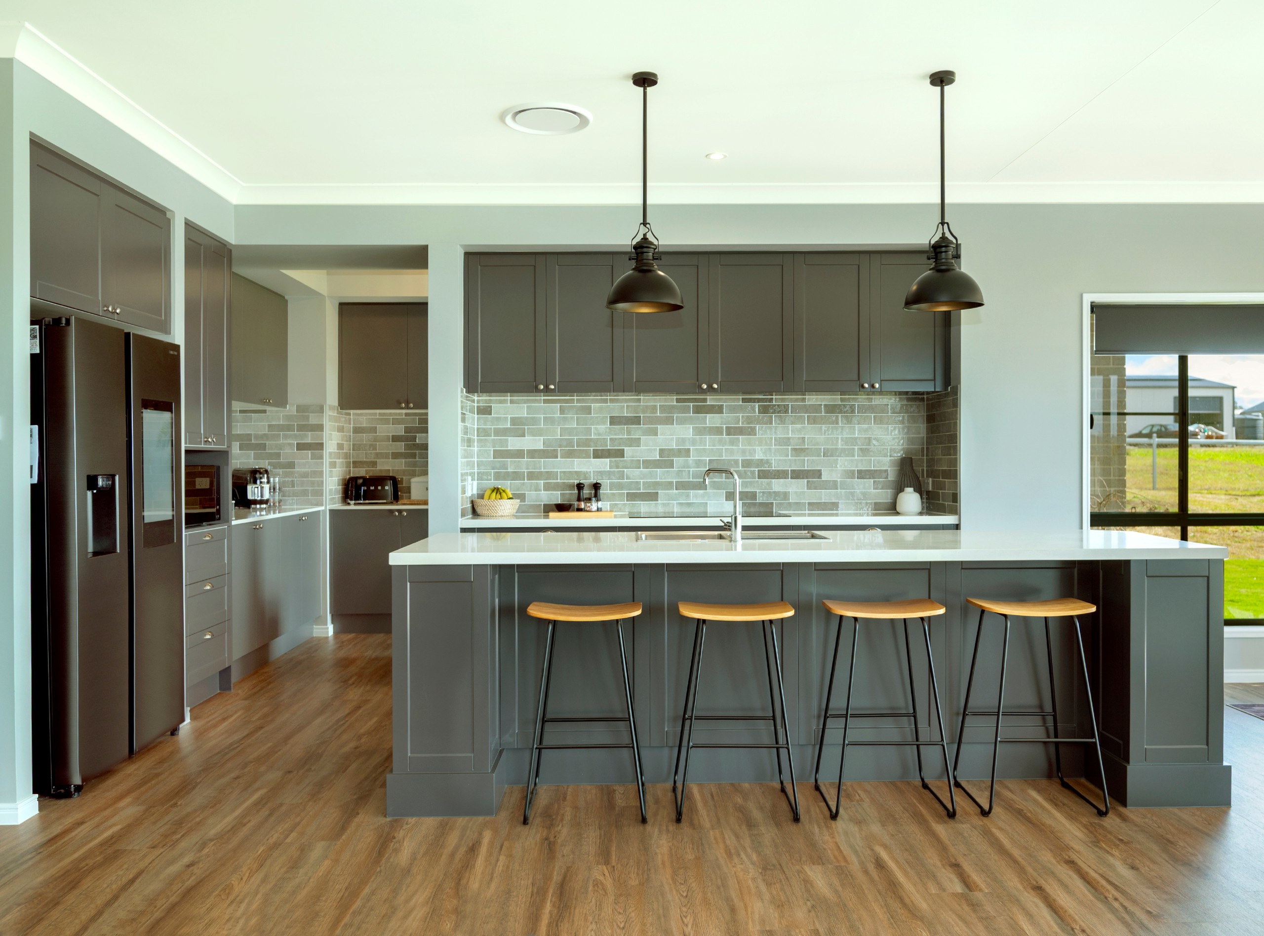 6 Daintree Crescent, Meringandan West, QLD 4352