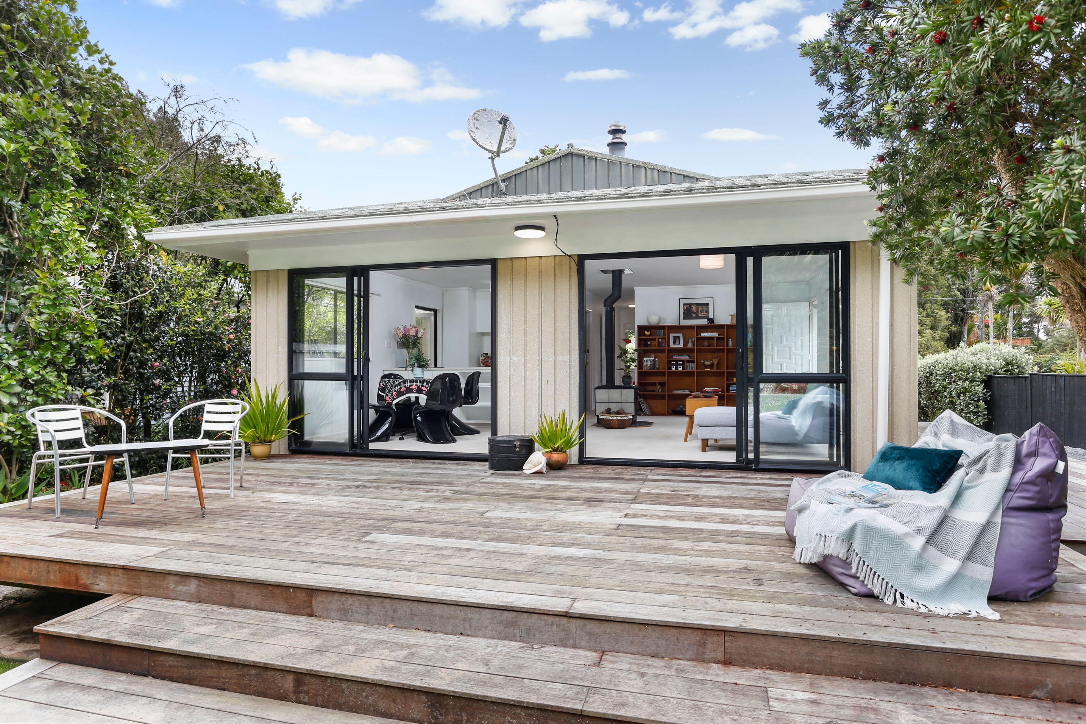 15 Boylan Road, Titirangi, Waitakere City