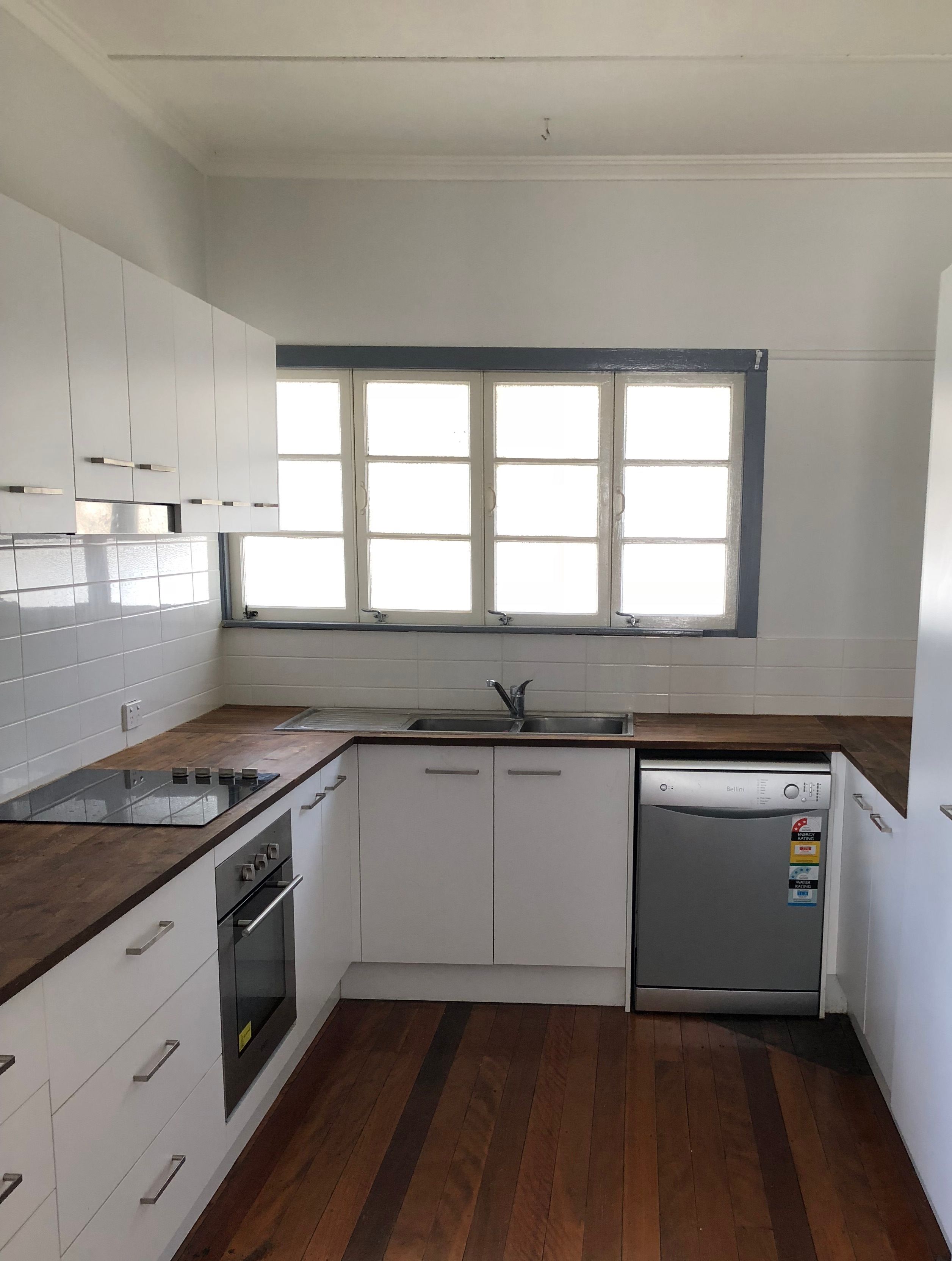 100 Dunellan Street, Greenslopes, QLD 4120