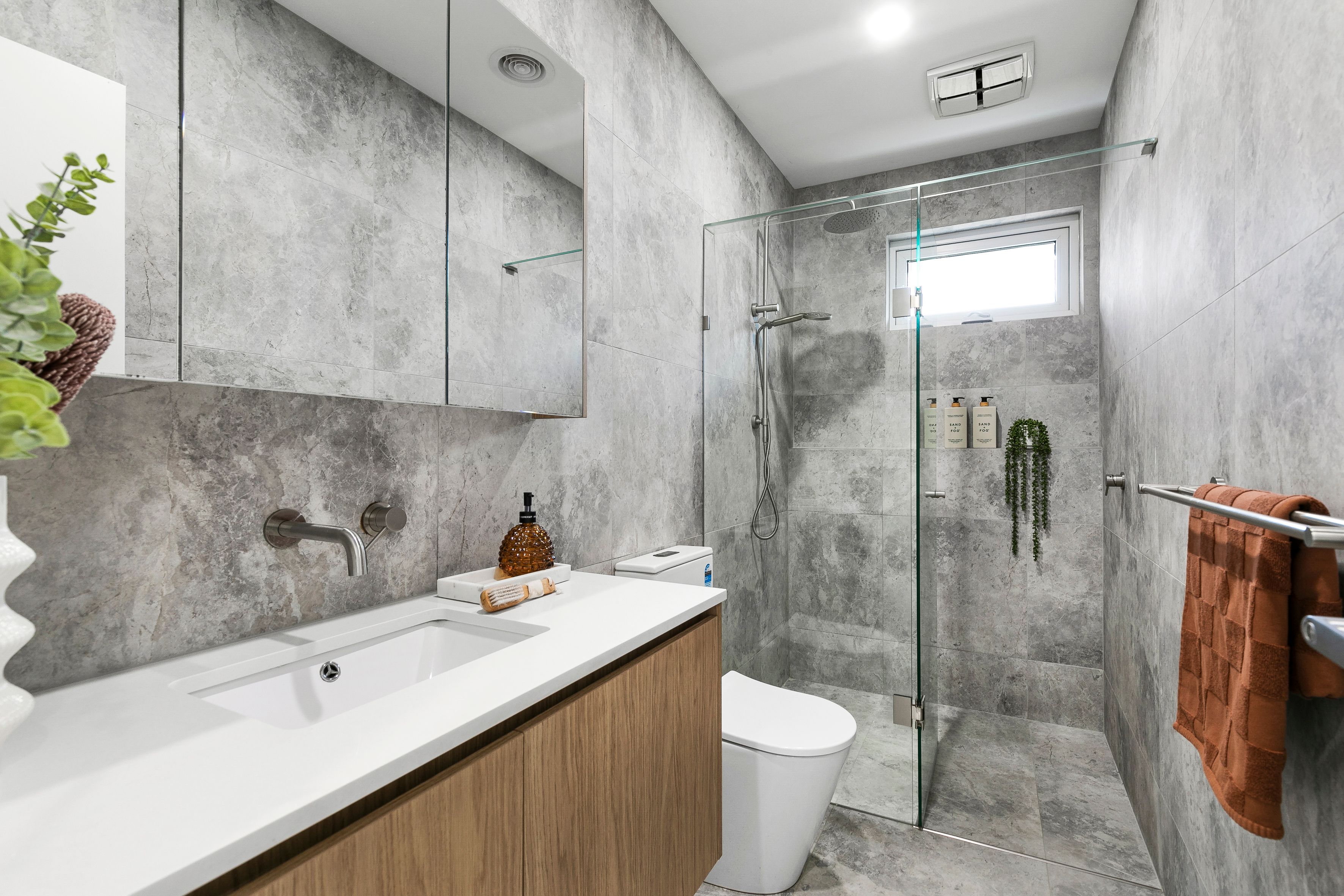1/72 Leonard Avenue — photo 12 of 16
