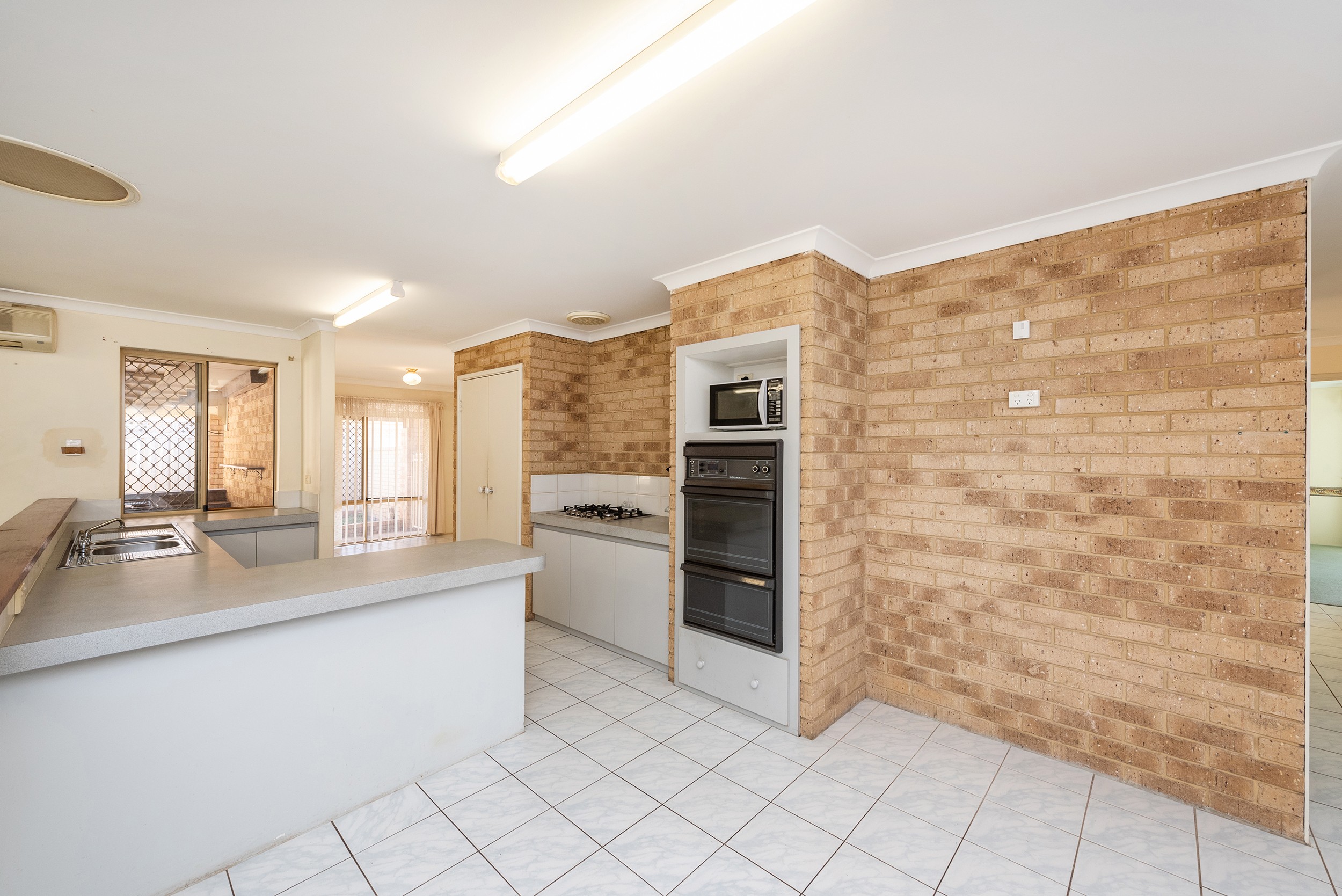 9 Panama Place, Safety Bay, WA 6169